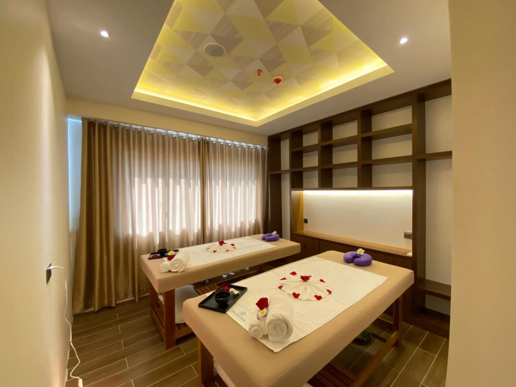 Spa and wellness centre/facilities, Bed in Holiday Pier Hotel