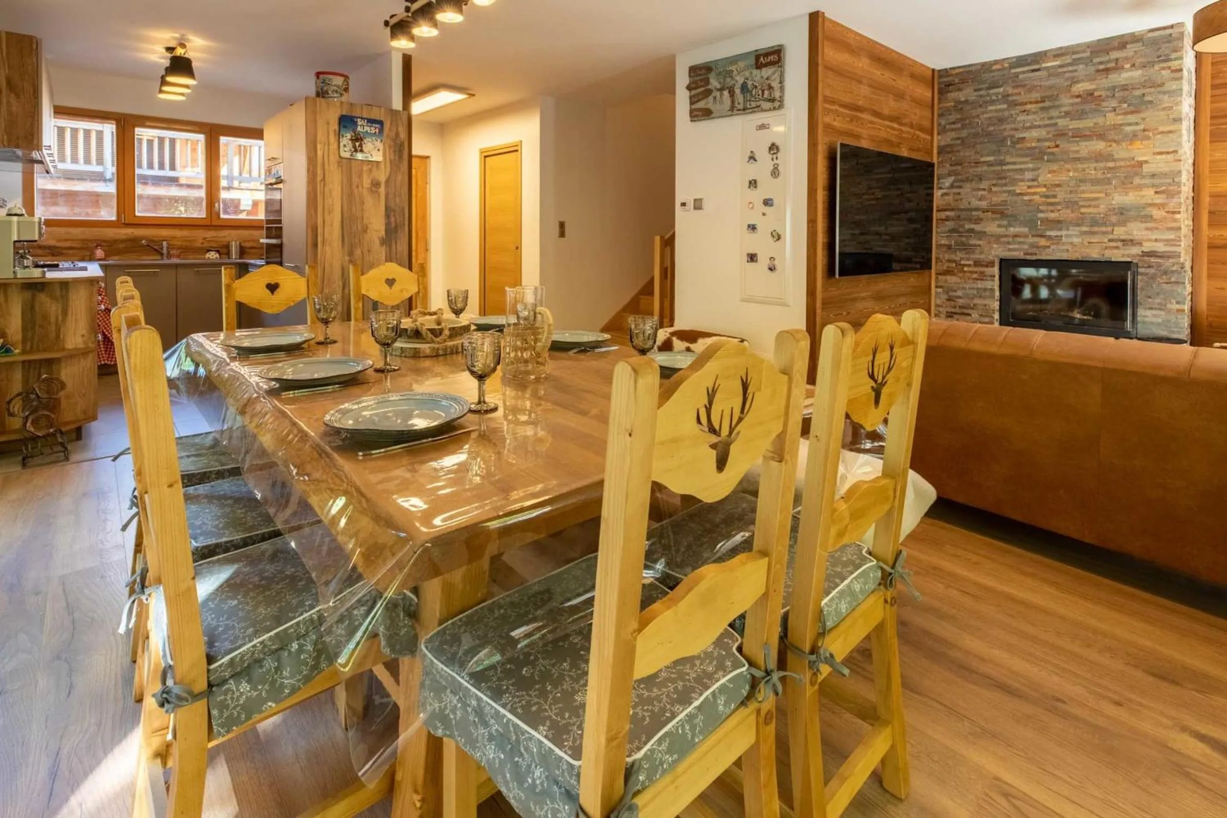 Chalet des Anges with outside hot tube !