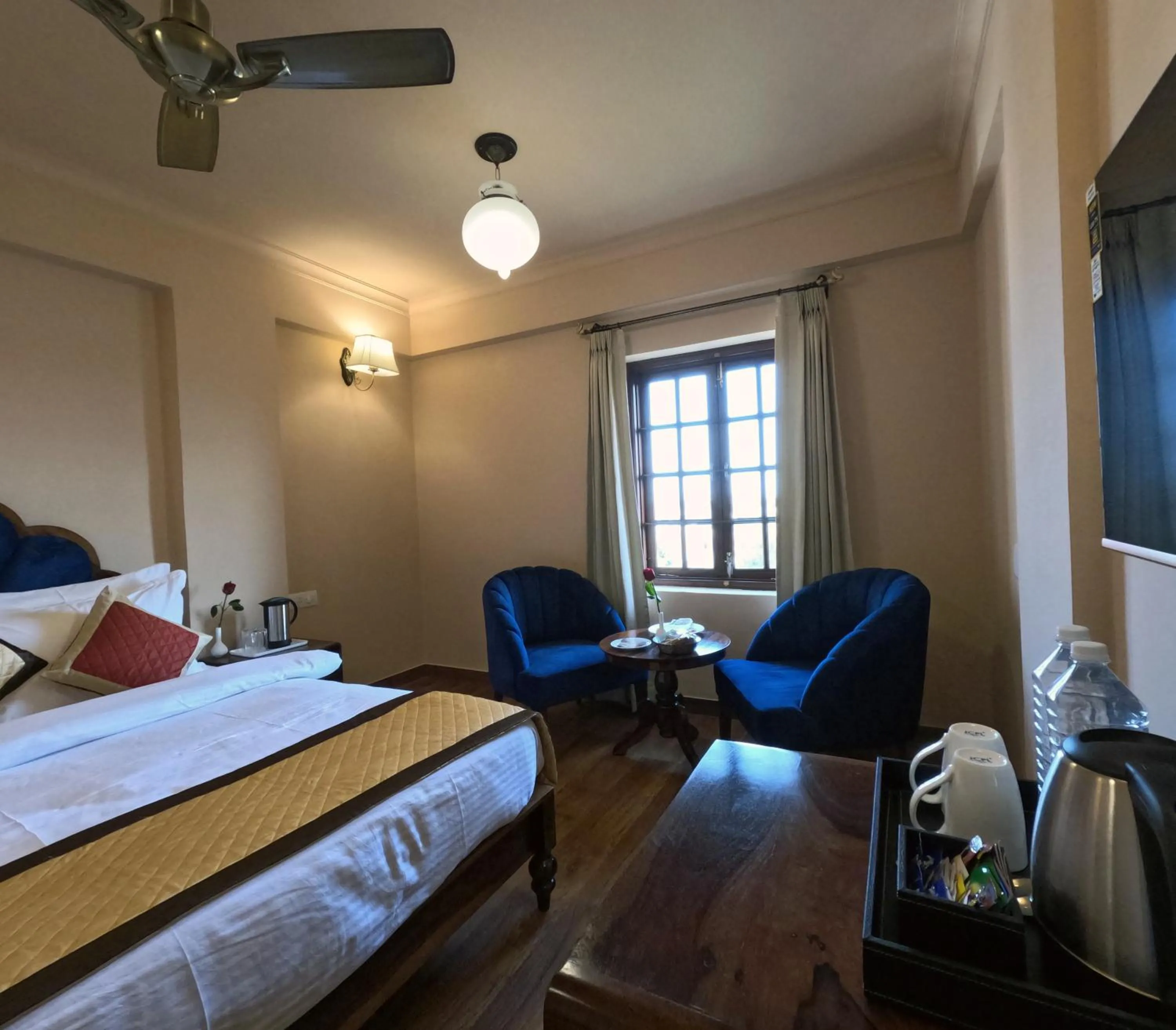 Decorative detail, Bed in Hotel Chandra Raj Mahal