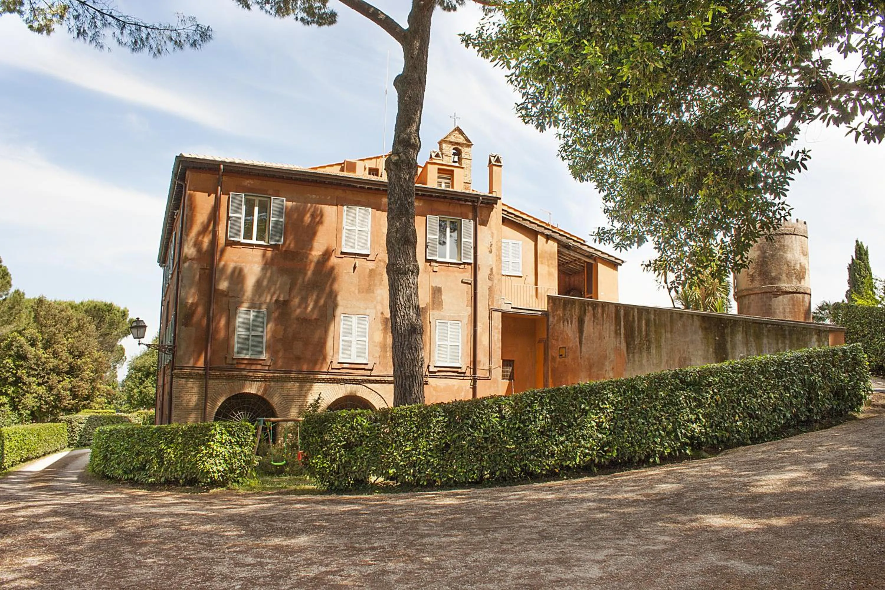 Facade/entrance in Castello del Duca