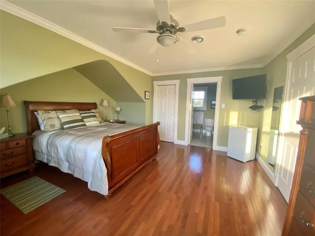 Bed in Lancaster Inn B&B