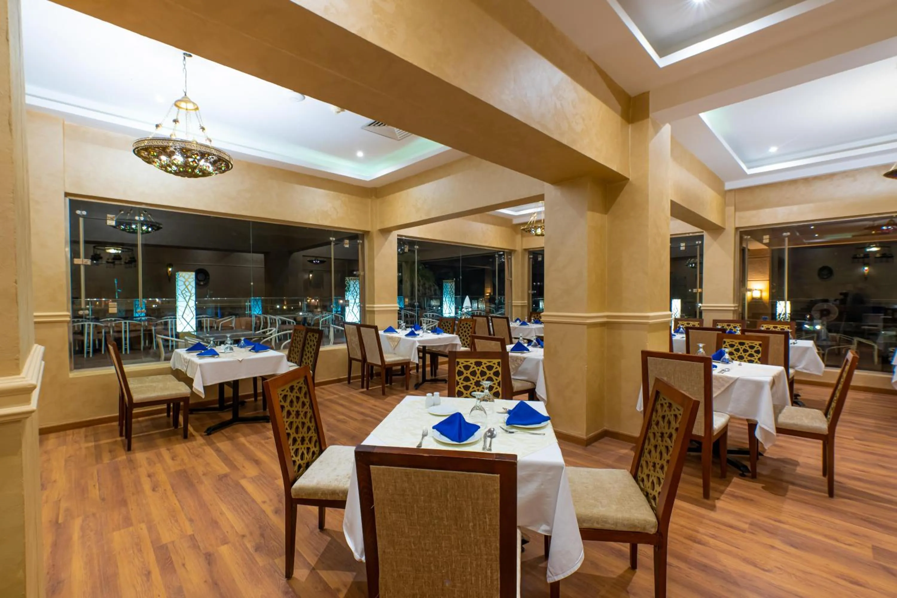 Restaurant/places to eat in Akassia Swiss Resort