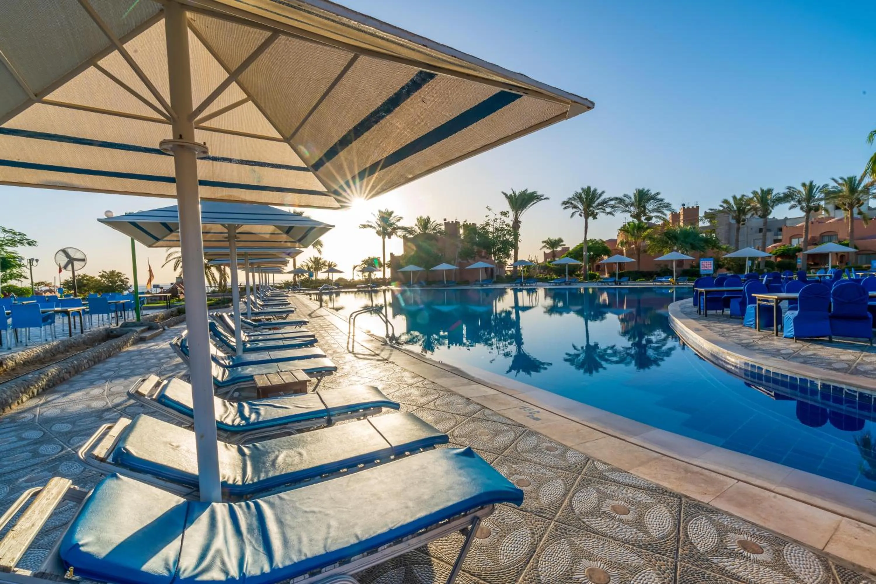 Swimming pool in Akassia Swiss Resort