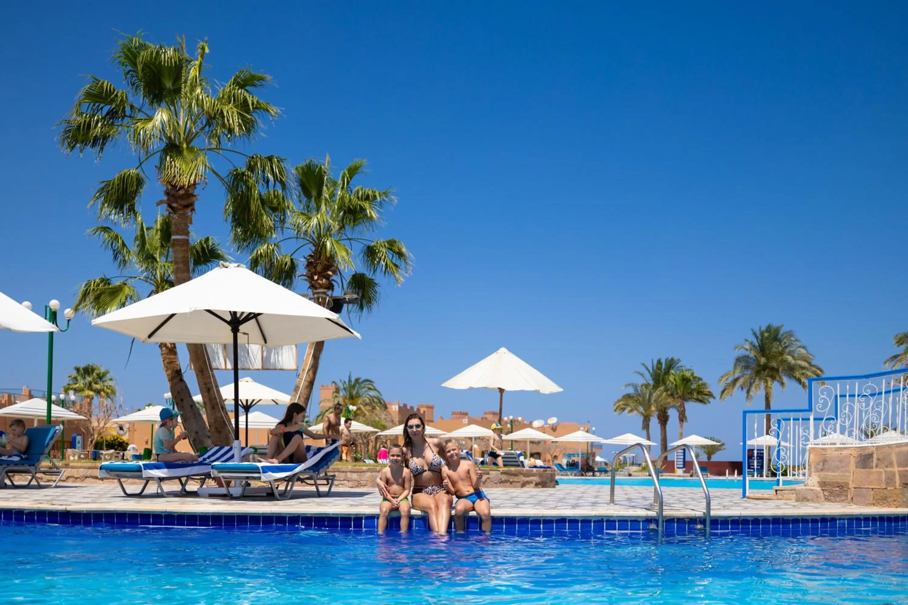 Swimming pool in Akassia Swiss Resort