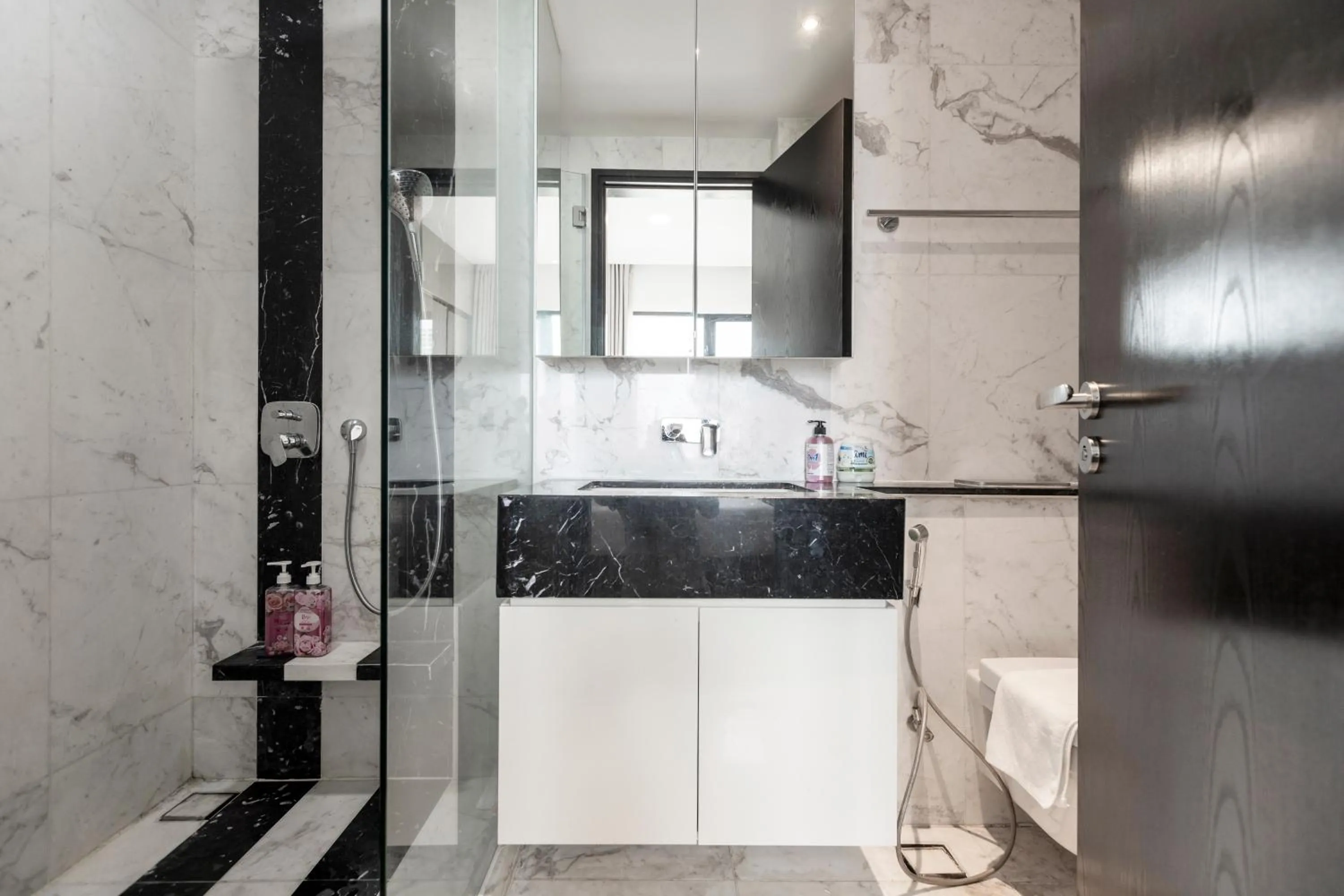 D1 Mension - Zenity Luxury Apartment - Saigon Centre