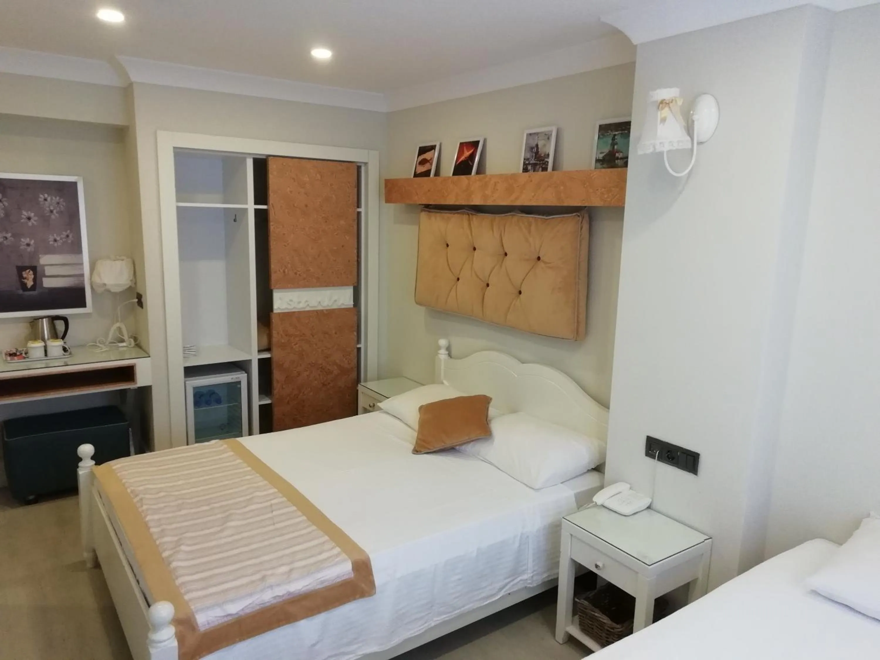 Photo of the whole room, Bed in Just Inn Hotel