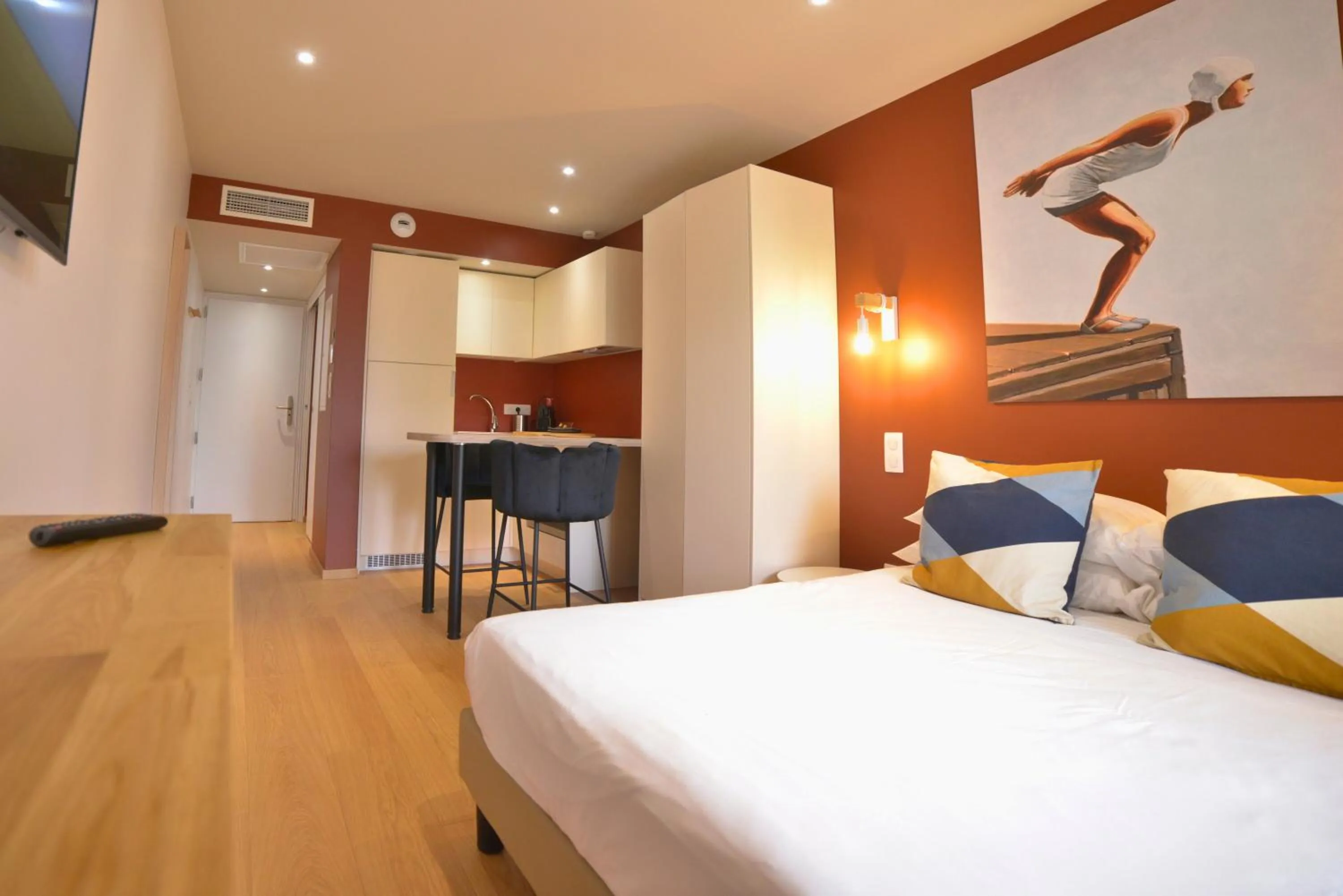 Night, Bed in Résidence Kaliopé