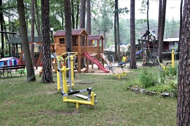 Hotel Zielony & OW Borowik & Pensjonat Manhattan - Centrum Rekreacji i Wypoczynku GASTROTUR