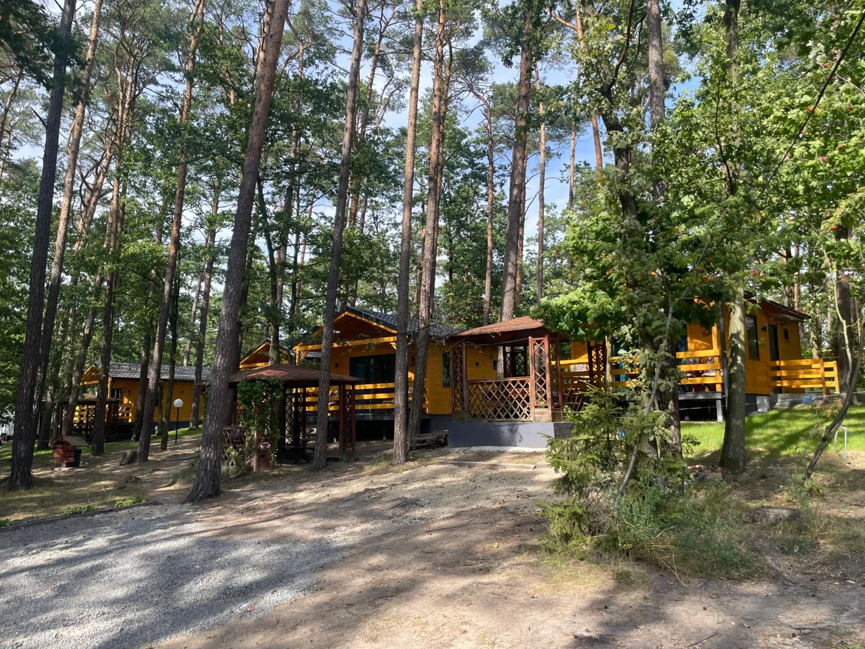 Hotel Zielony & OW Borowik & Pensjonat Manhattan - Centrum Rekreacji i Wypoczynku GASTROTUR