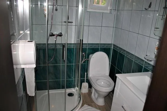 Hotel Zielony & OW Borowik & Pensjonat Manhattan - Centrum Rekreacji i Wypoczynku GASTROTUR