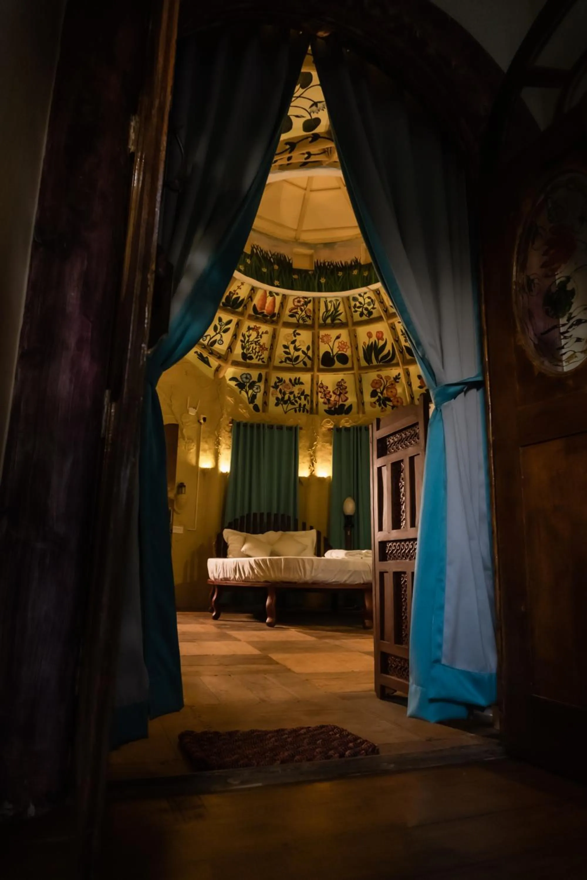 Eden Garden By Cliff Way