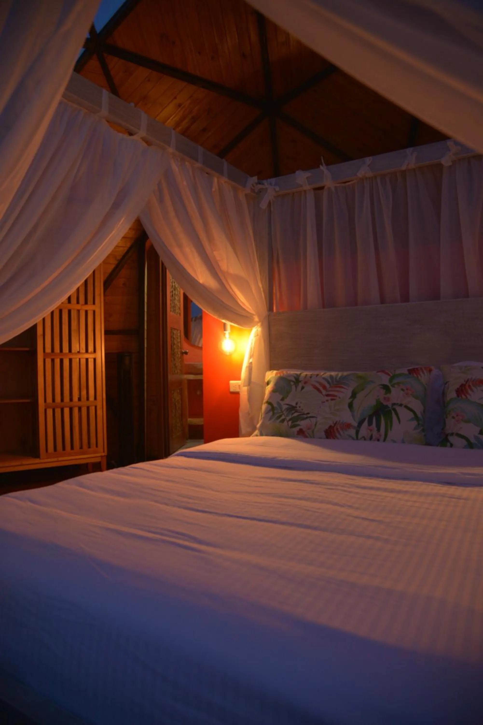 Bed in La Perla Finca Hotel