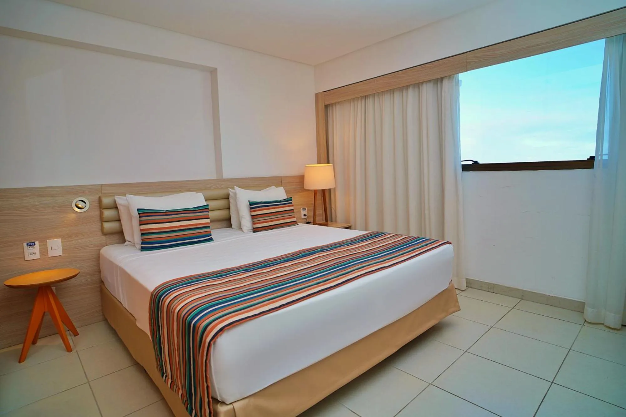 Bed in Beach Class Convention By MAI