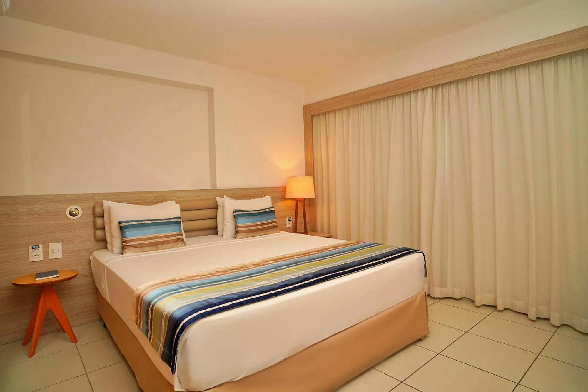 Bed in Beach Class Convention By MAI