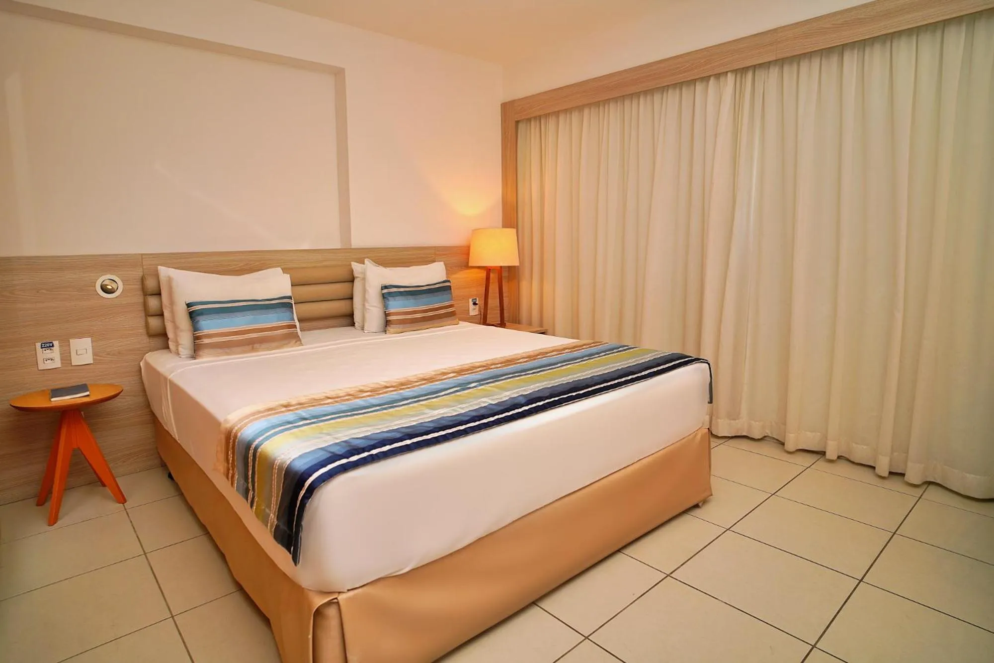 Bed in Beach Class Convention By MAI