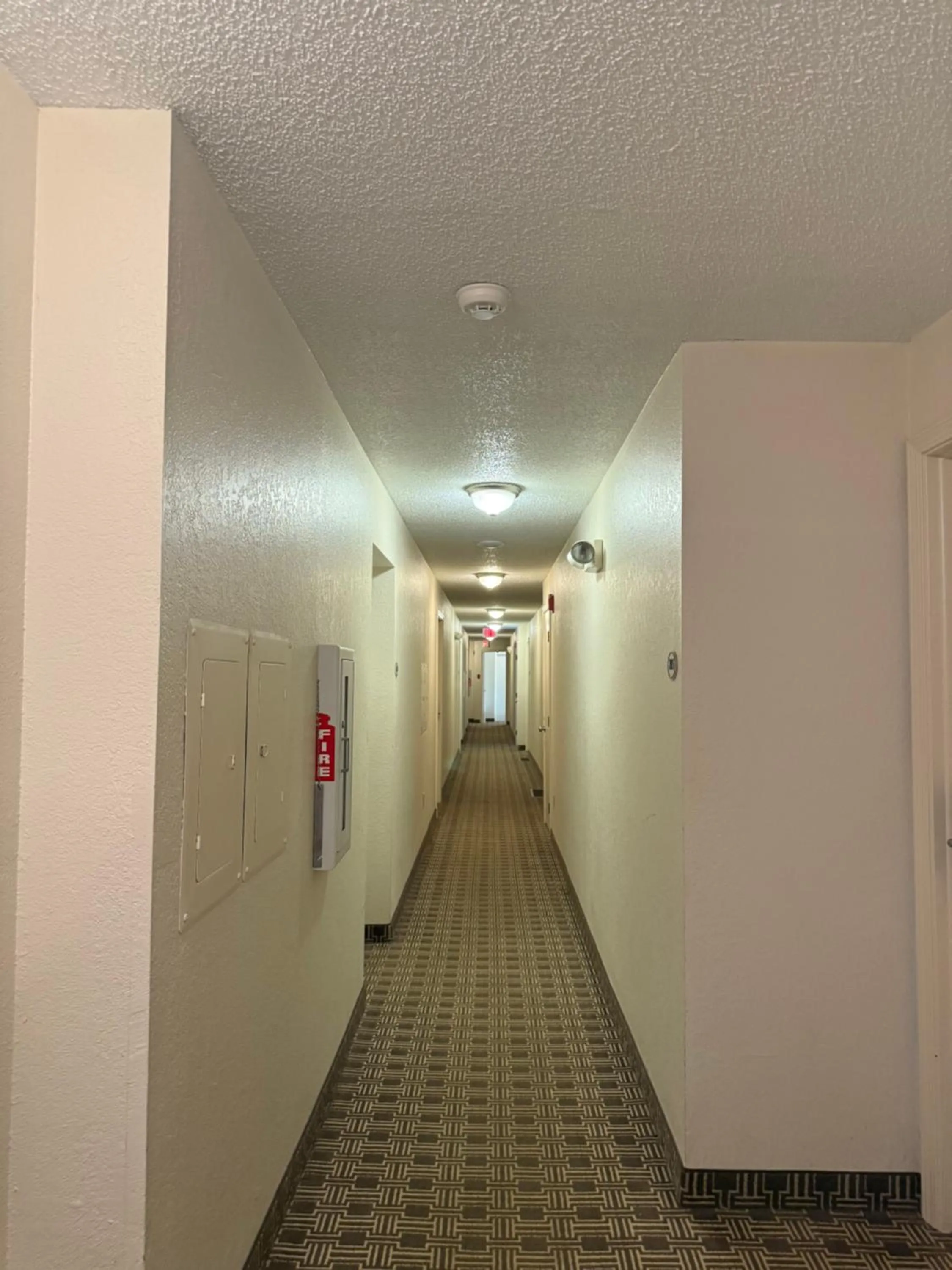 Clinton Inn & Suites