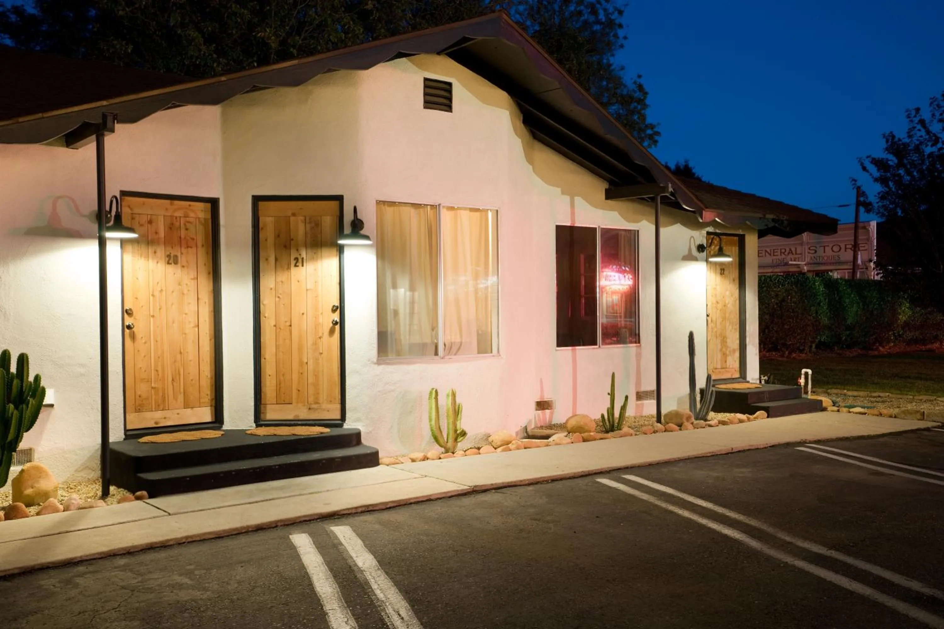 Property building in Alamo Motel