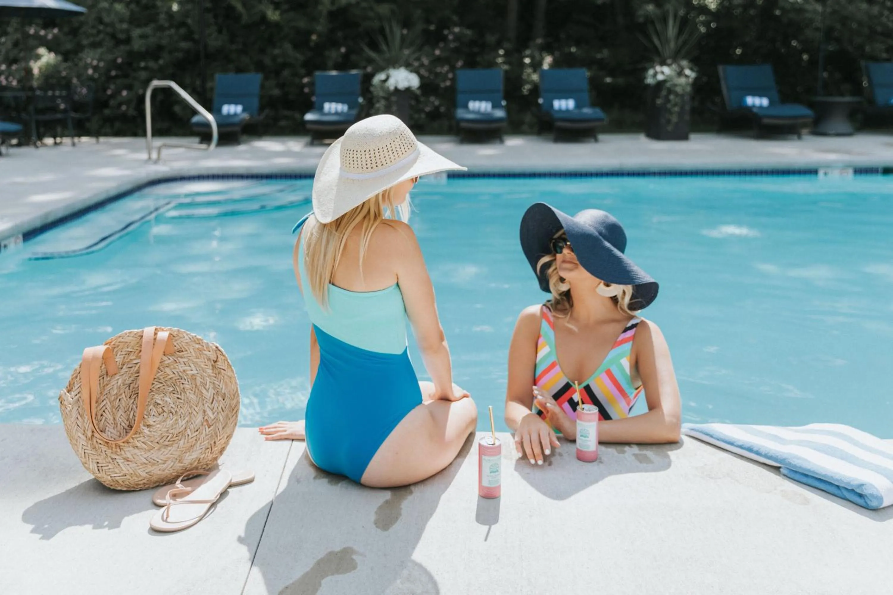 Swimming pool in Cape Arundel Inn and Resort