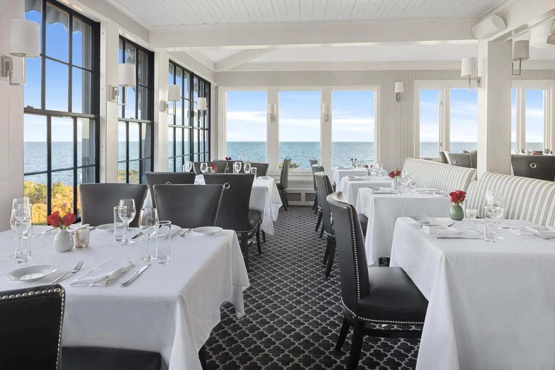 Restaurant/places to eat in Cape Arundel Inn and Resort