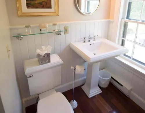 Cape Arundel Inn and Resort