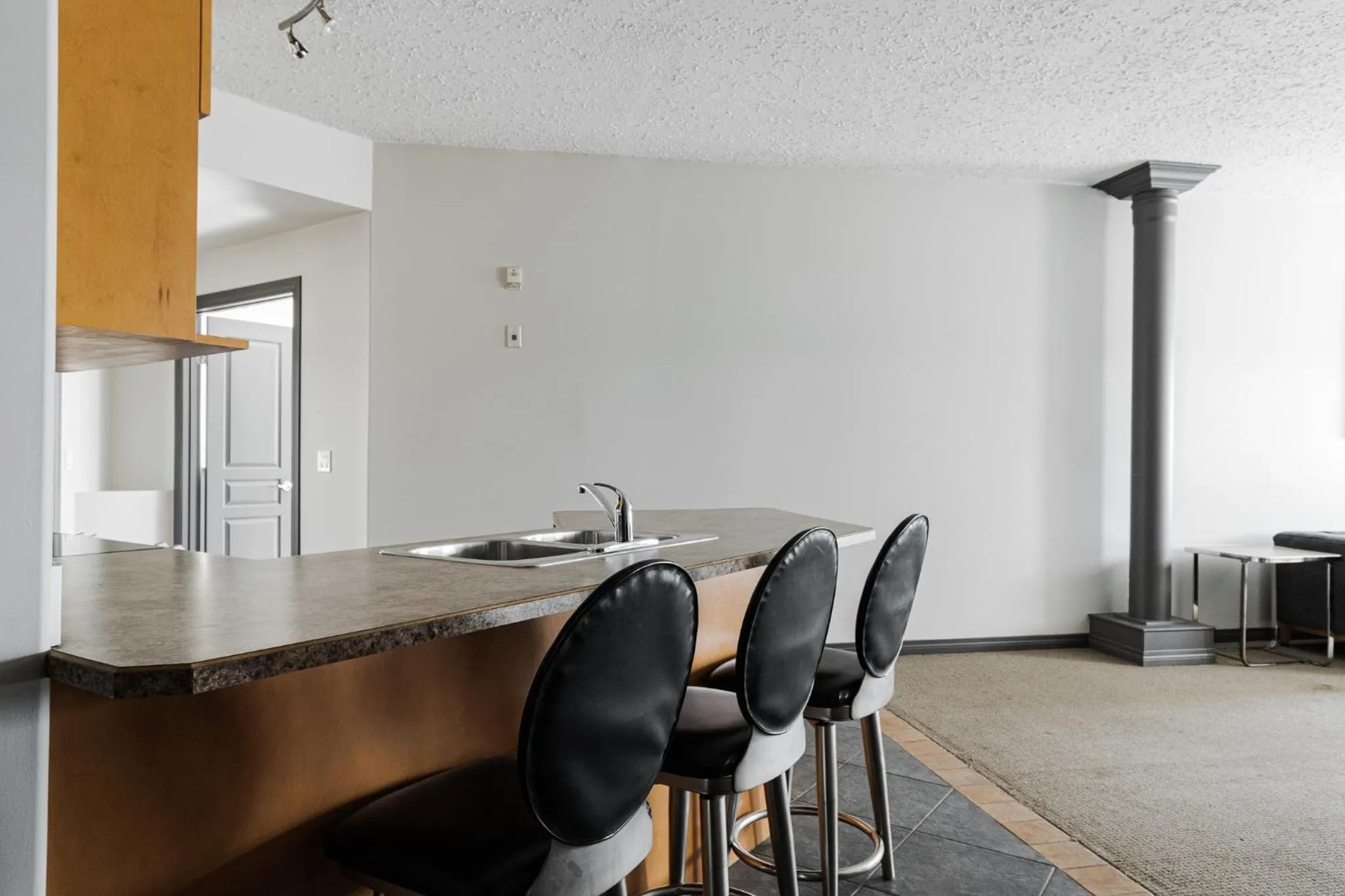 Kitchen or kitchenette in Premier Residence - Fort McMurray