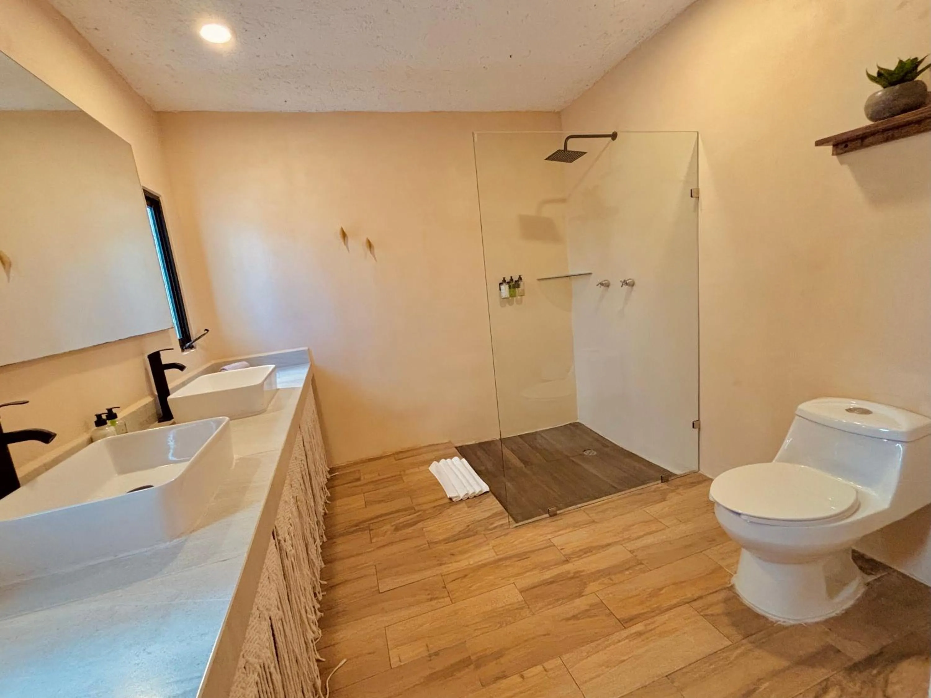 Shower in Mezcal Hotel