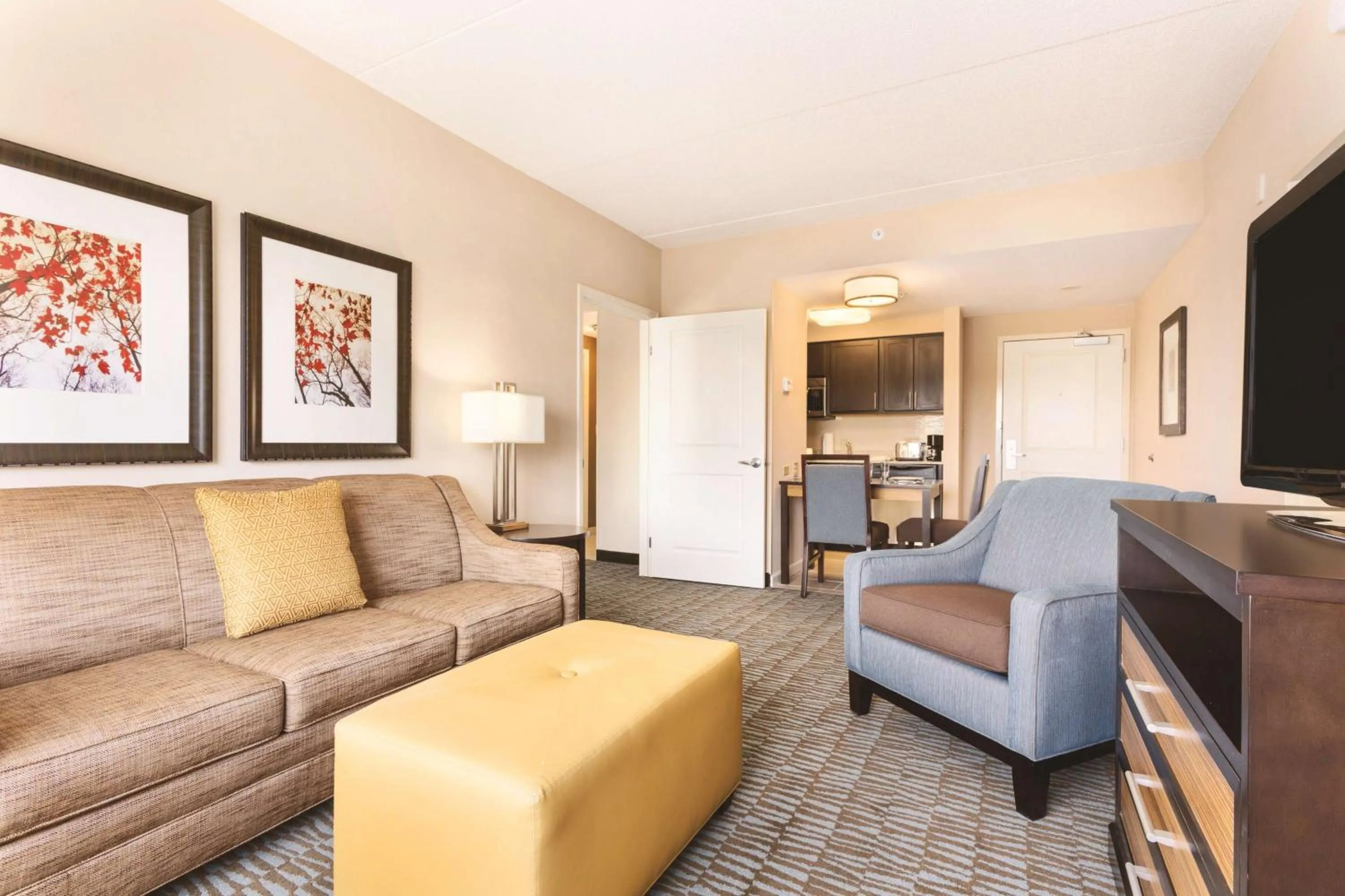 One-Bedroom King Suite - Non-Smoking in Homewood Suites Atlanta Airport North