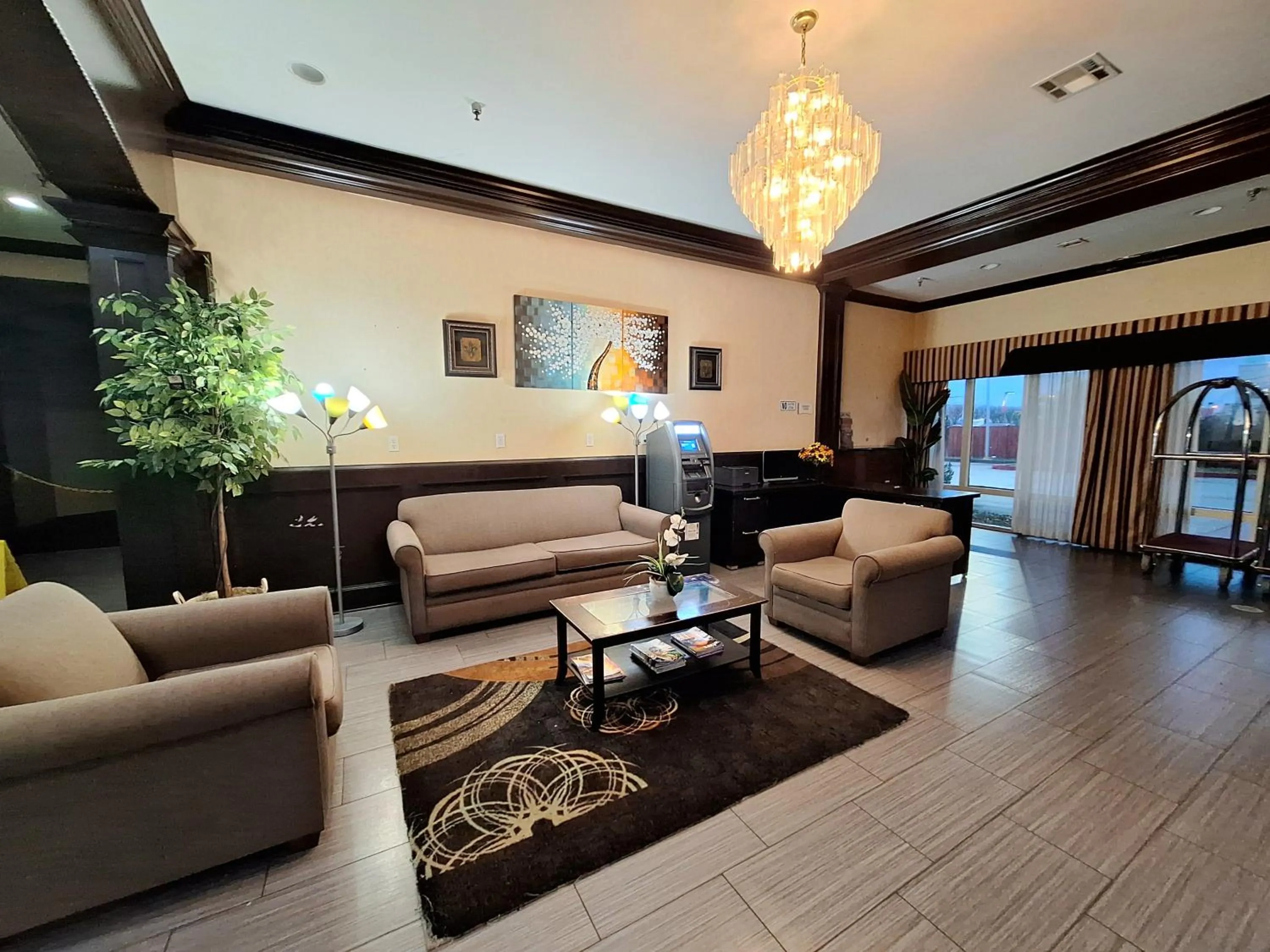 Lobby or reception in Trident Inn & Suites New Orleans