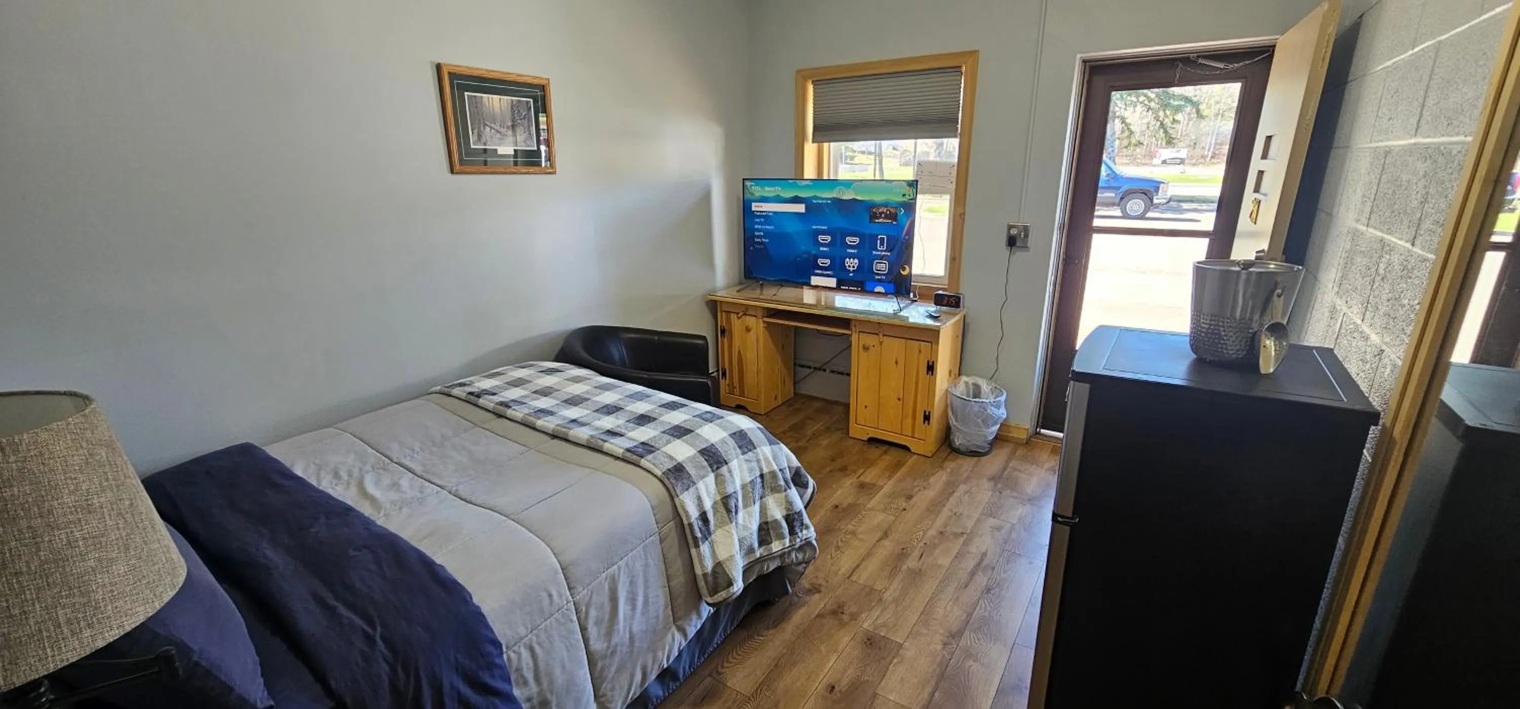 Bed in Willard Munger Inn