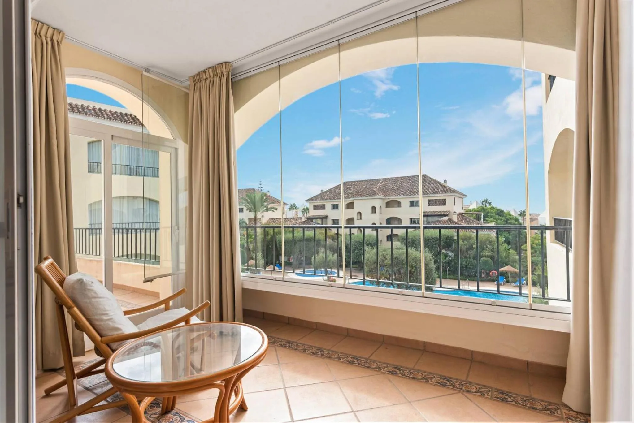 Balcony/Terrace in Awesome 3 Br Apart. w/ 4 Terraces, Pool & Parking