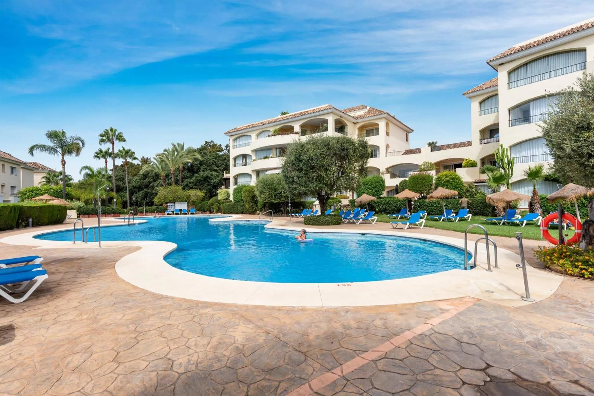 Swimming pool in Awesome 3 Br Apart. w/ 4 Terraces, Pool & Parking