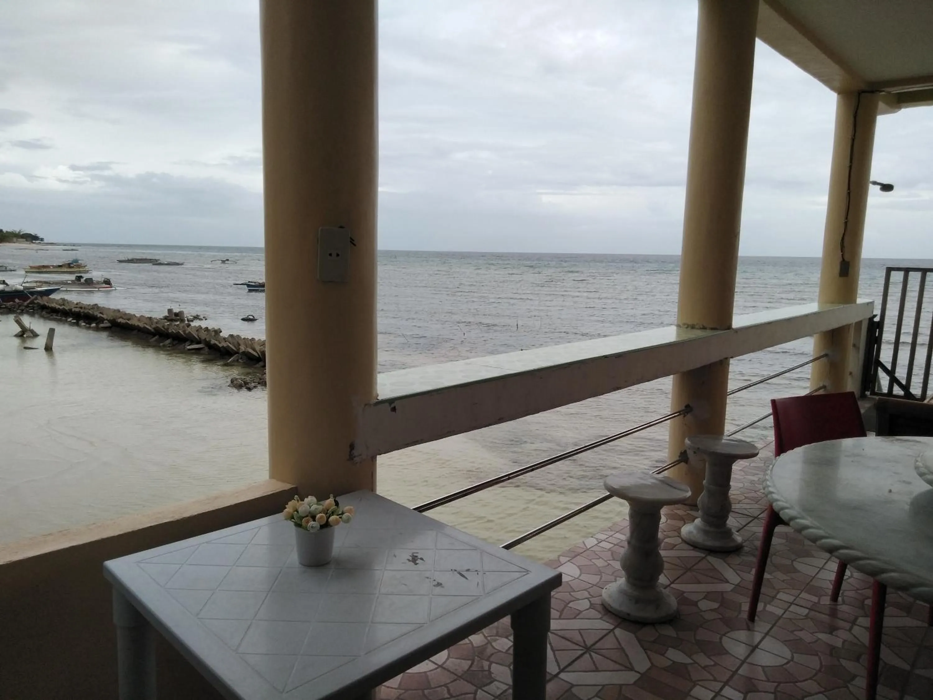 Property building in Sascha's Resort Oslob