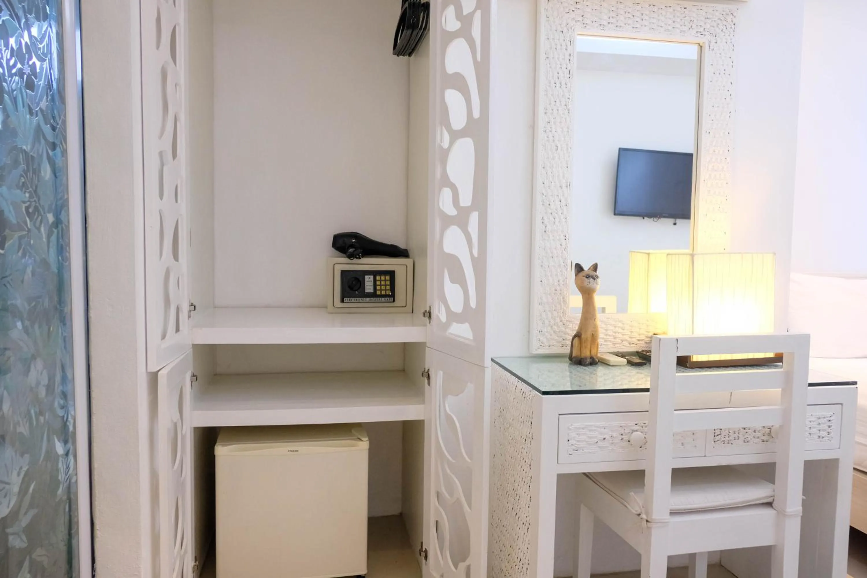 safe in Baanpoon Apartment