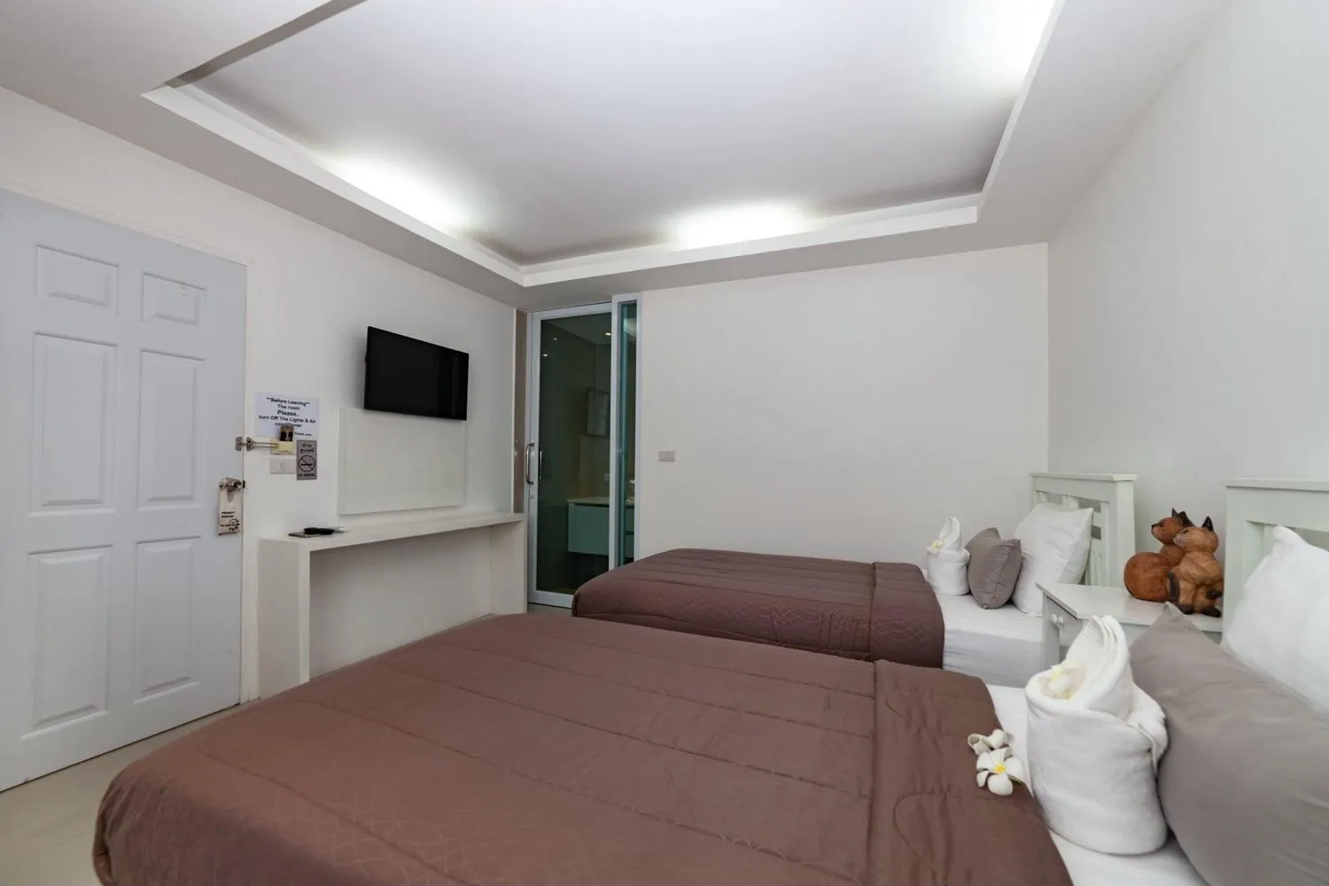 Bed in Baanpoon Apartment