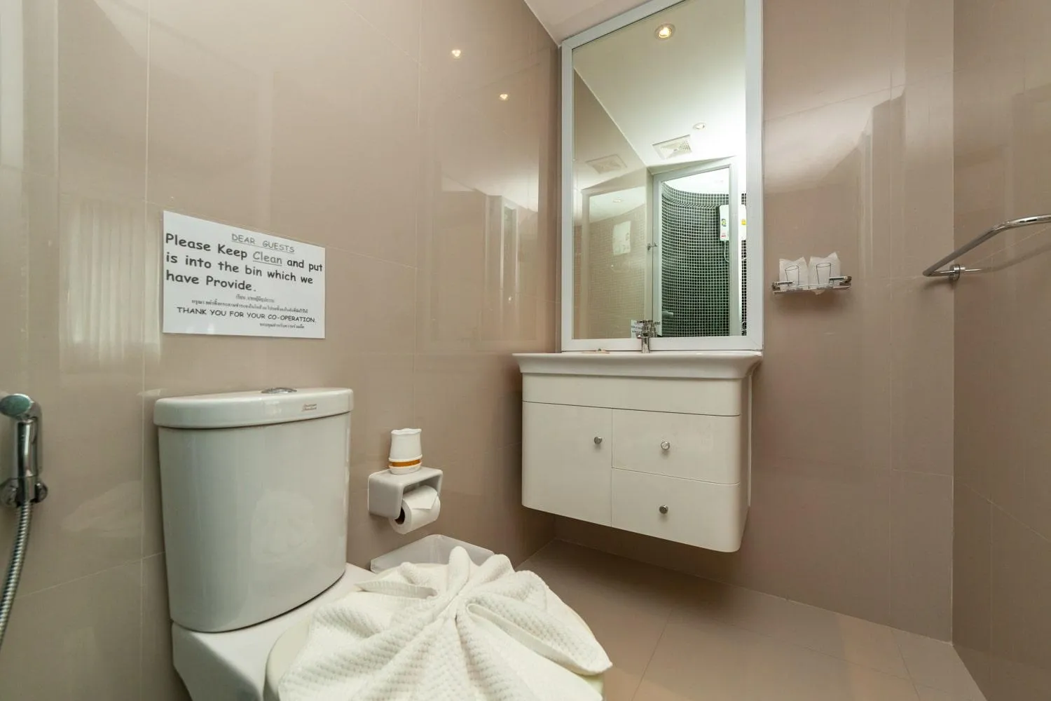 Bathroom in Baanpoon Apartment