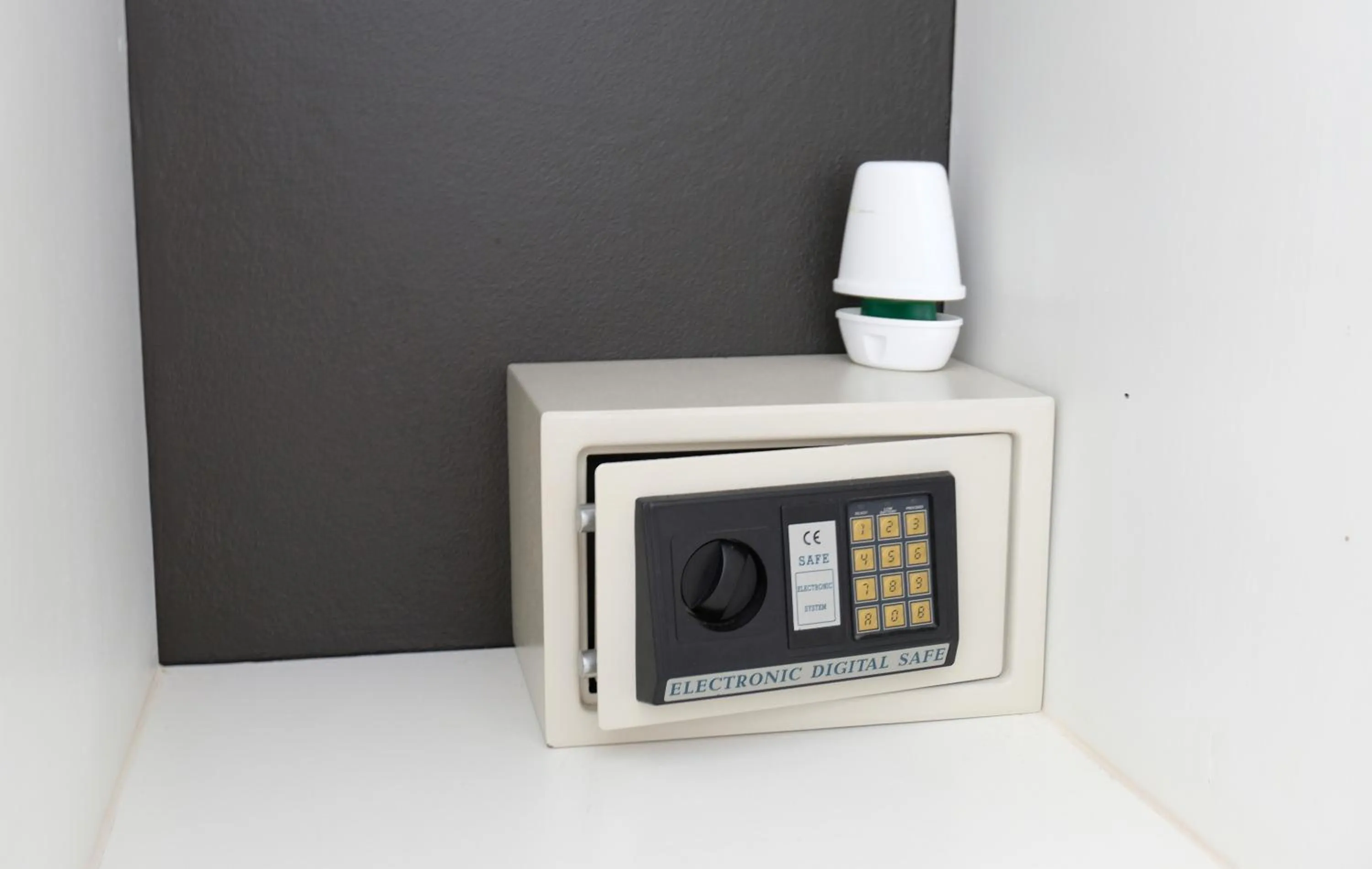 safe in Baanpoon Apartment