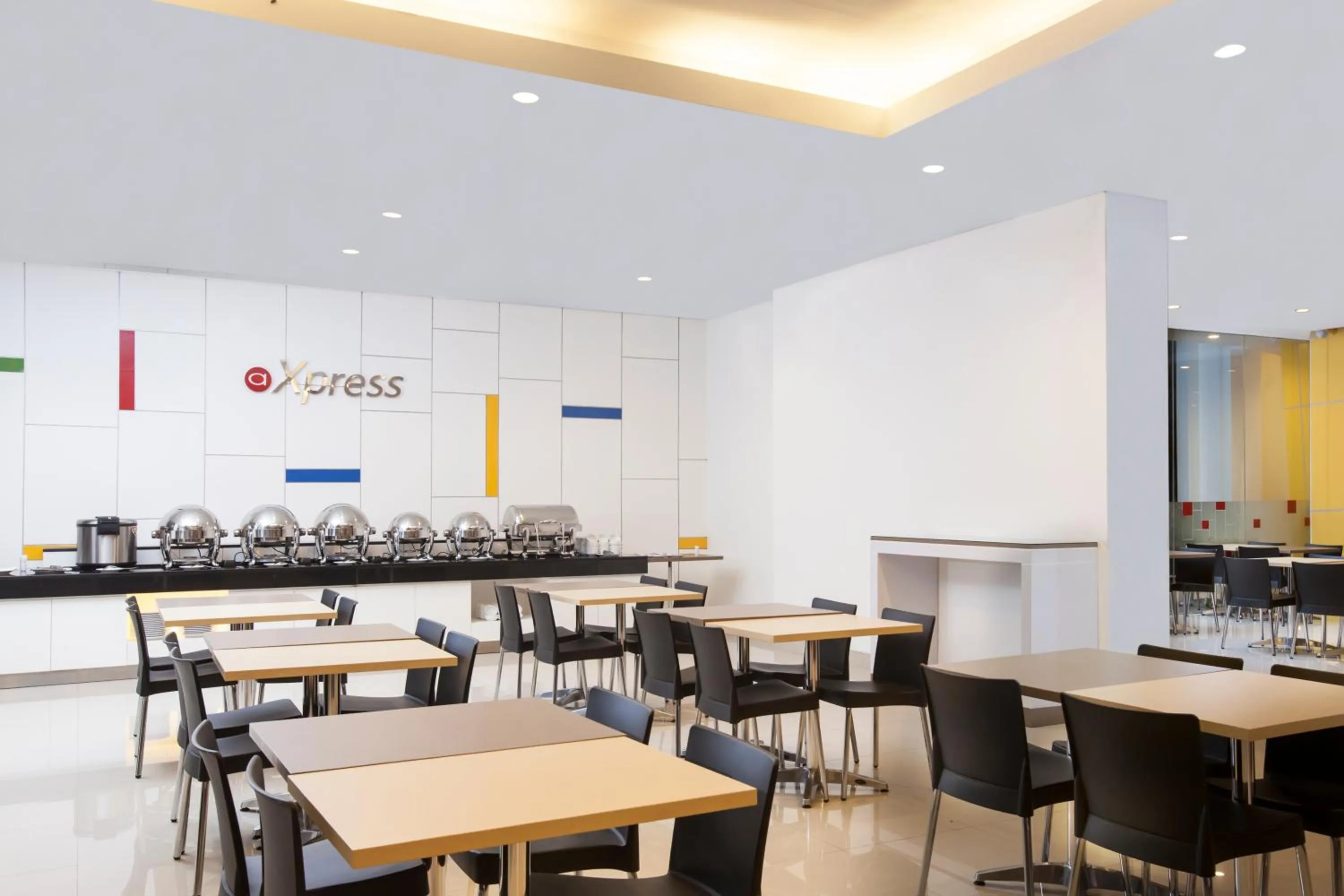 Restaurant/places to eat in Amaris Hotel Gorontalo