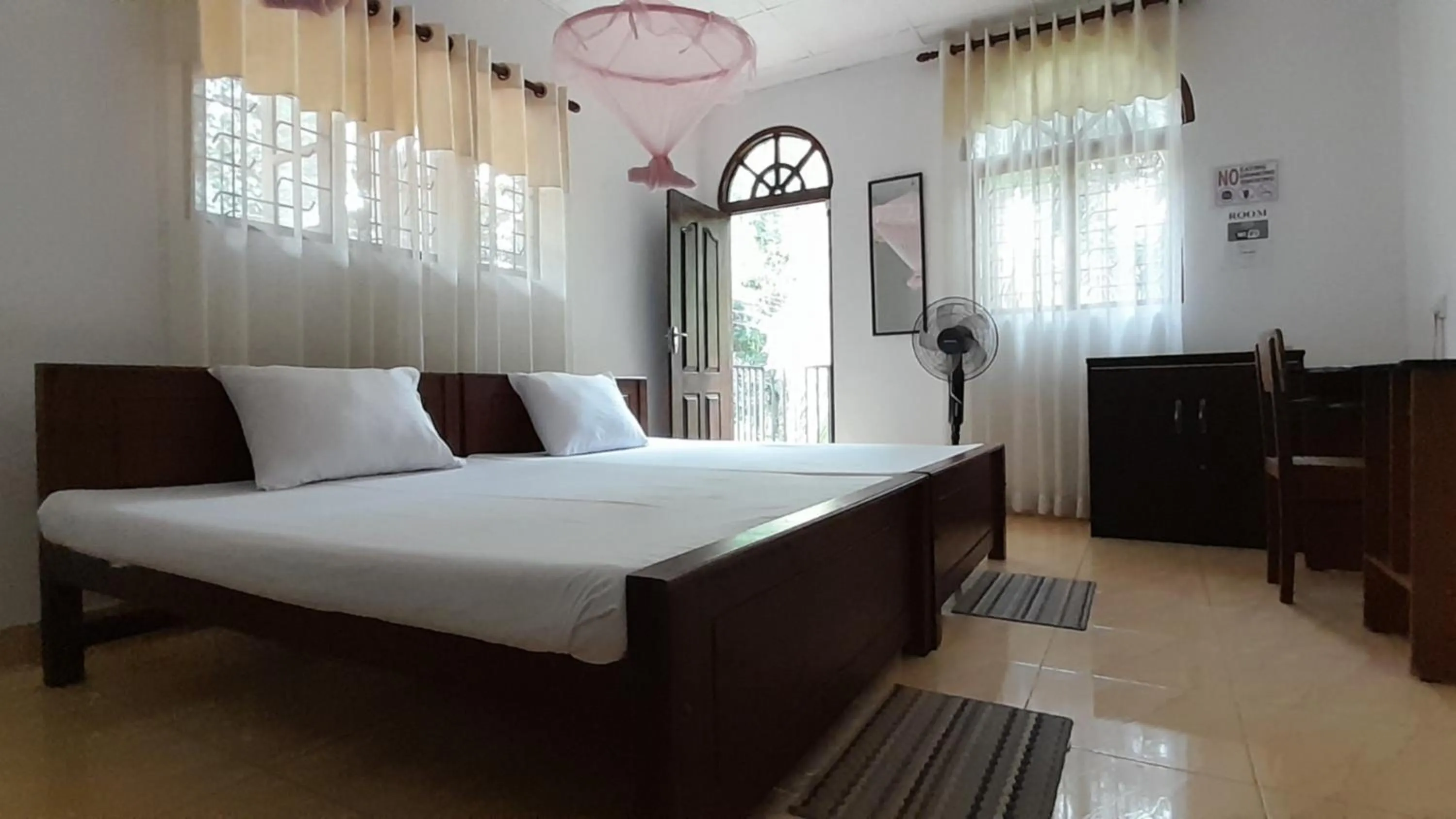 Bed in Le Meridien BnB