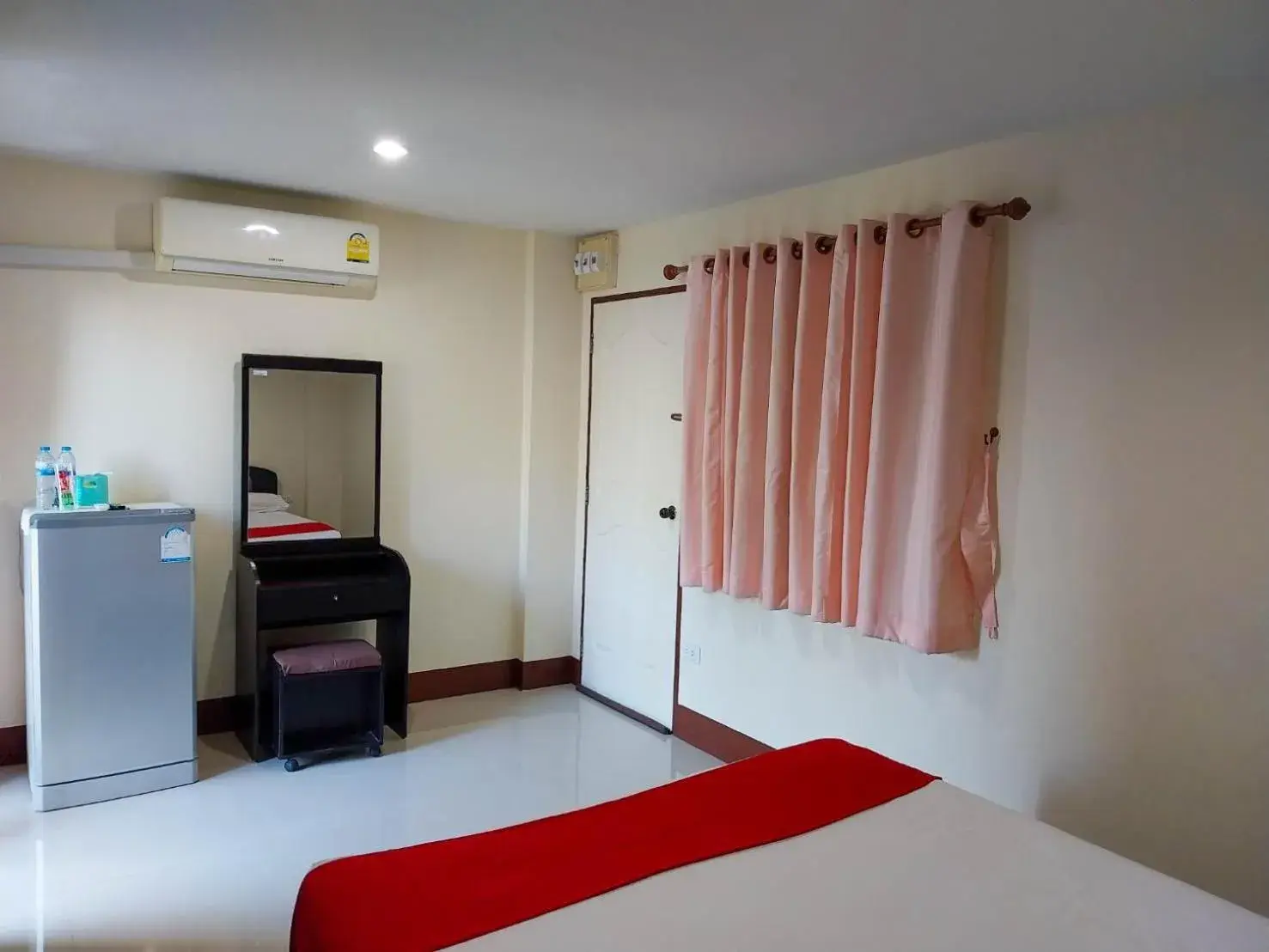 Standard Double Room in Supatranai Home Cha-am Standard Double Room in Supatranai Home Cha-am