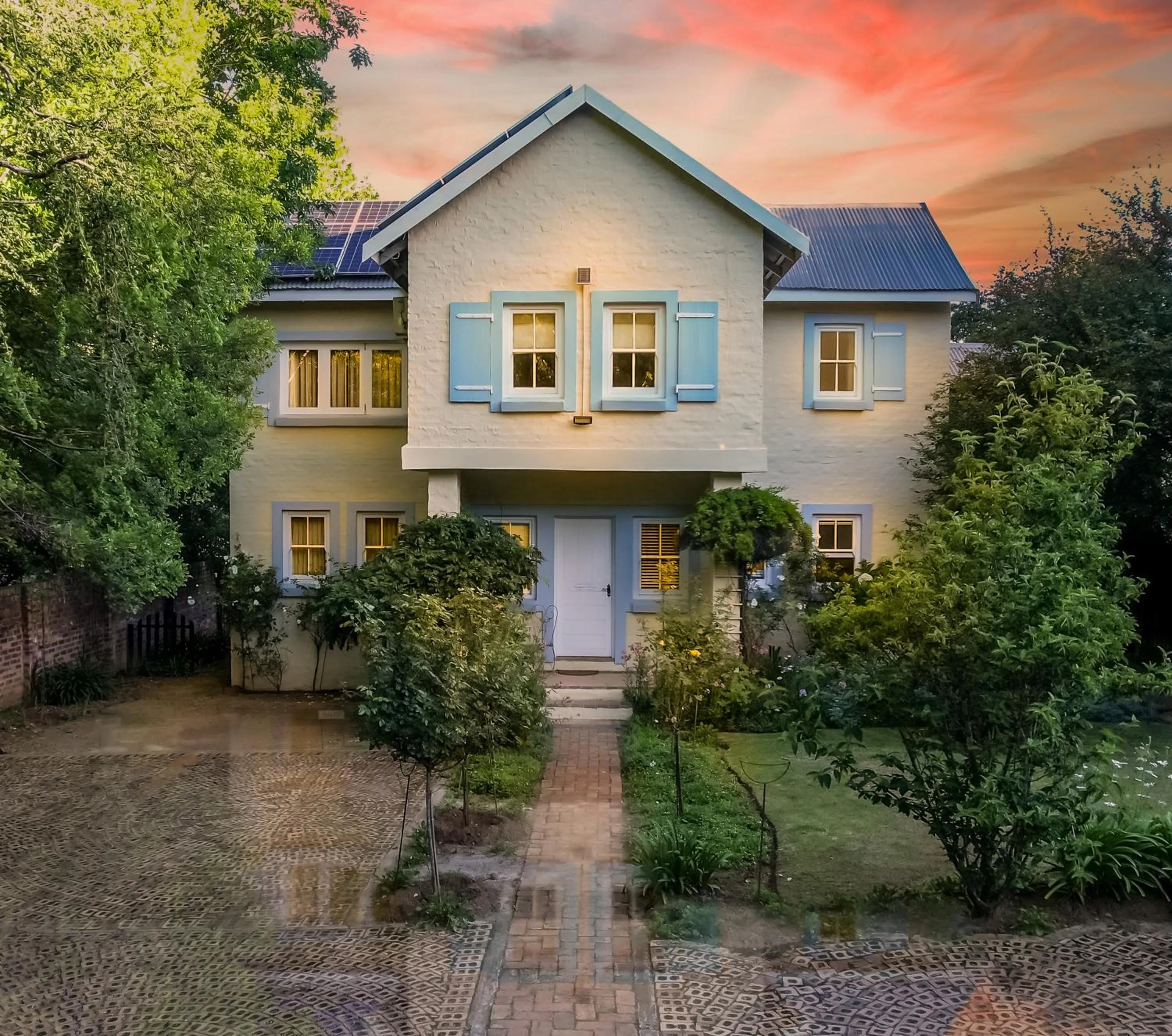 Family Suite - 3 Oranje Nassau Street in The Rose Cottage B&B