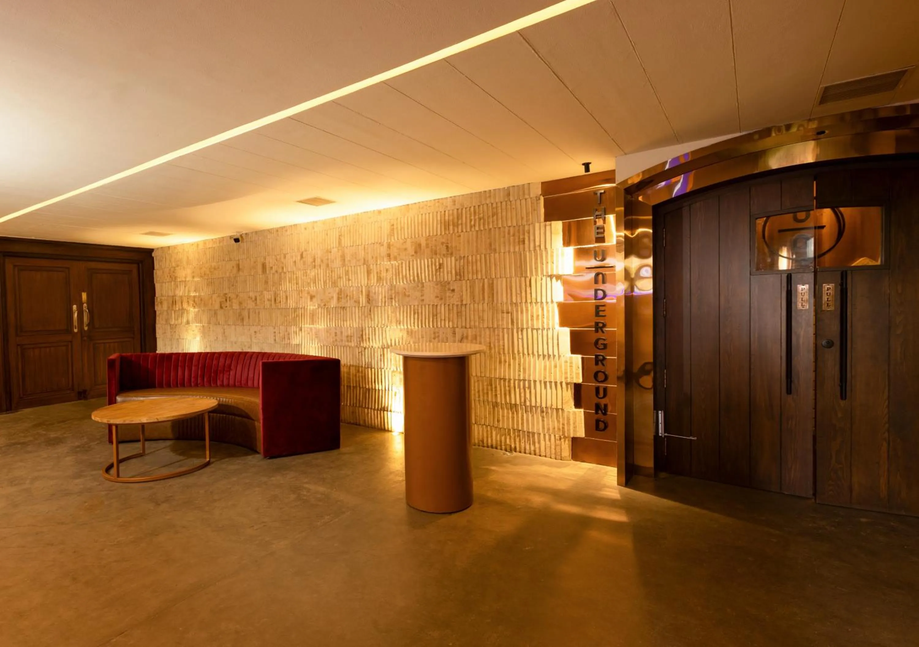 Meeting/conference room, Bed in Jenneys Residency