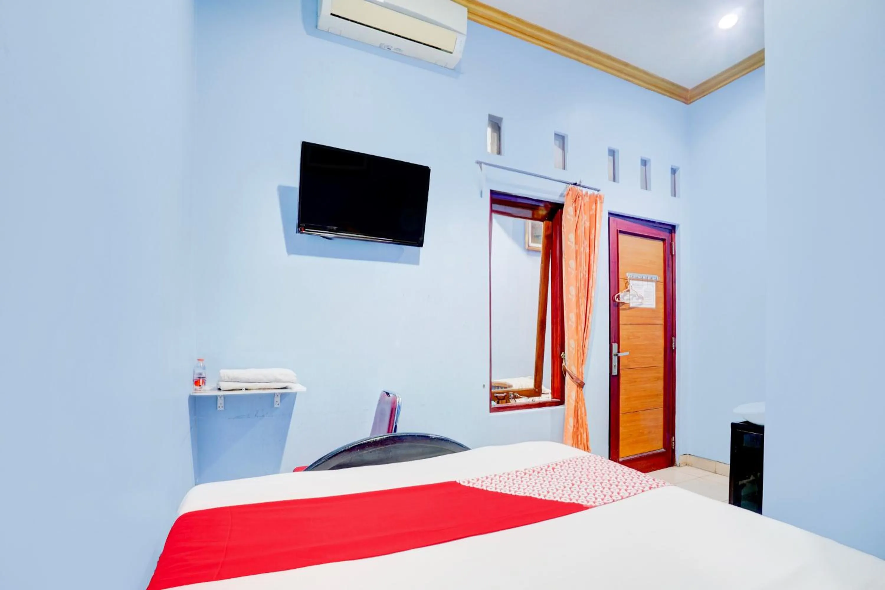 Bedroom, Bed in OYO Life 93083 Nova Jaya 3 Homestay Syariah