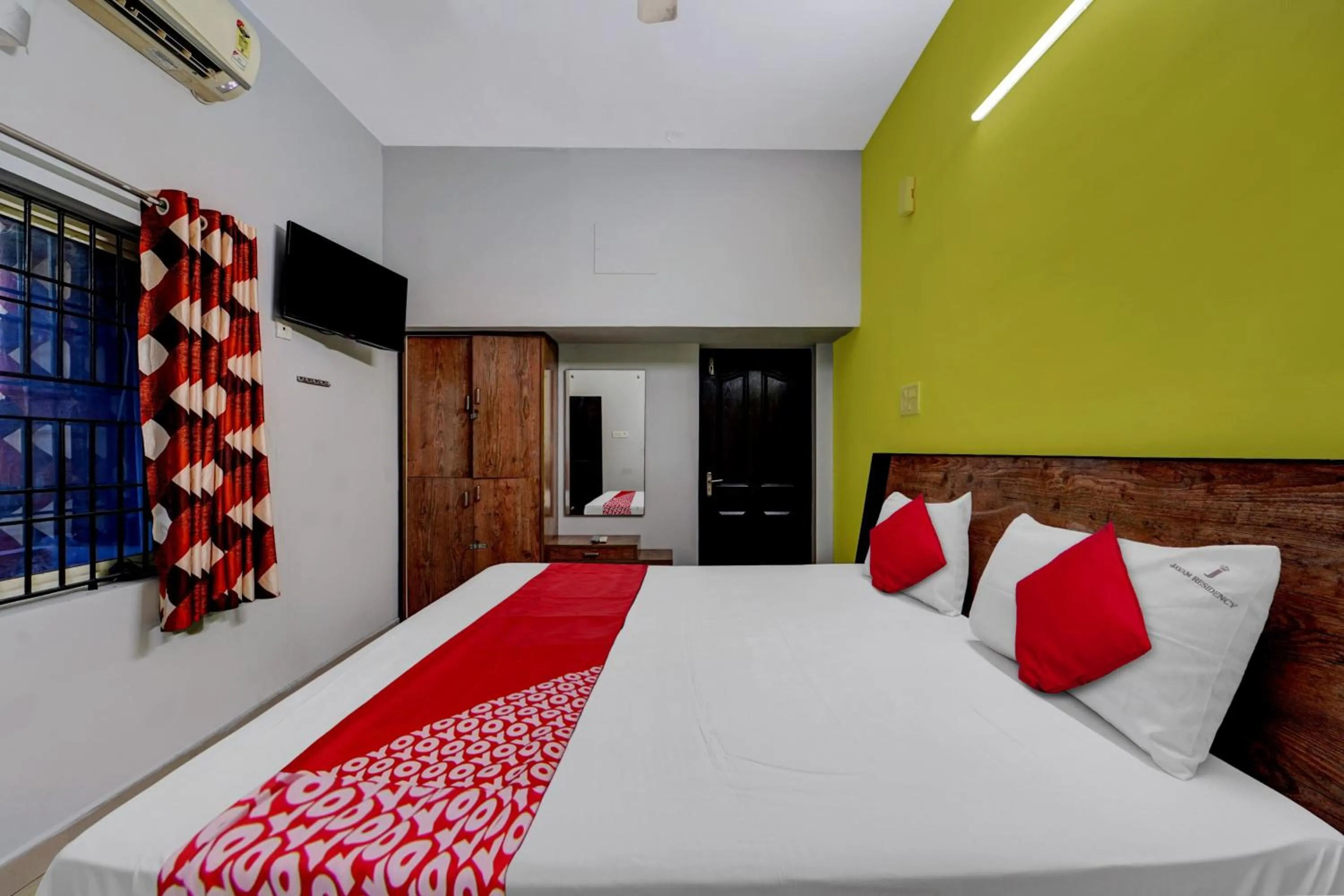Bedroom, Bed in Hotel O Elite Residency