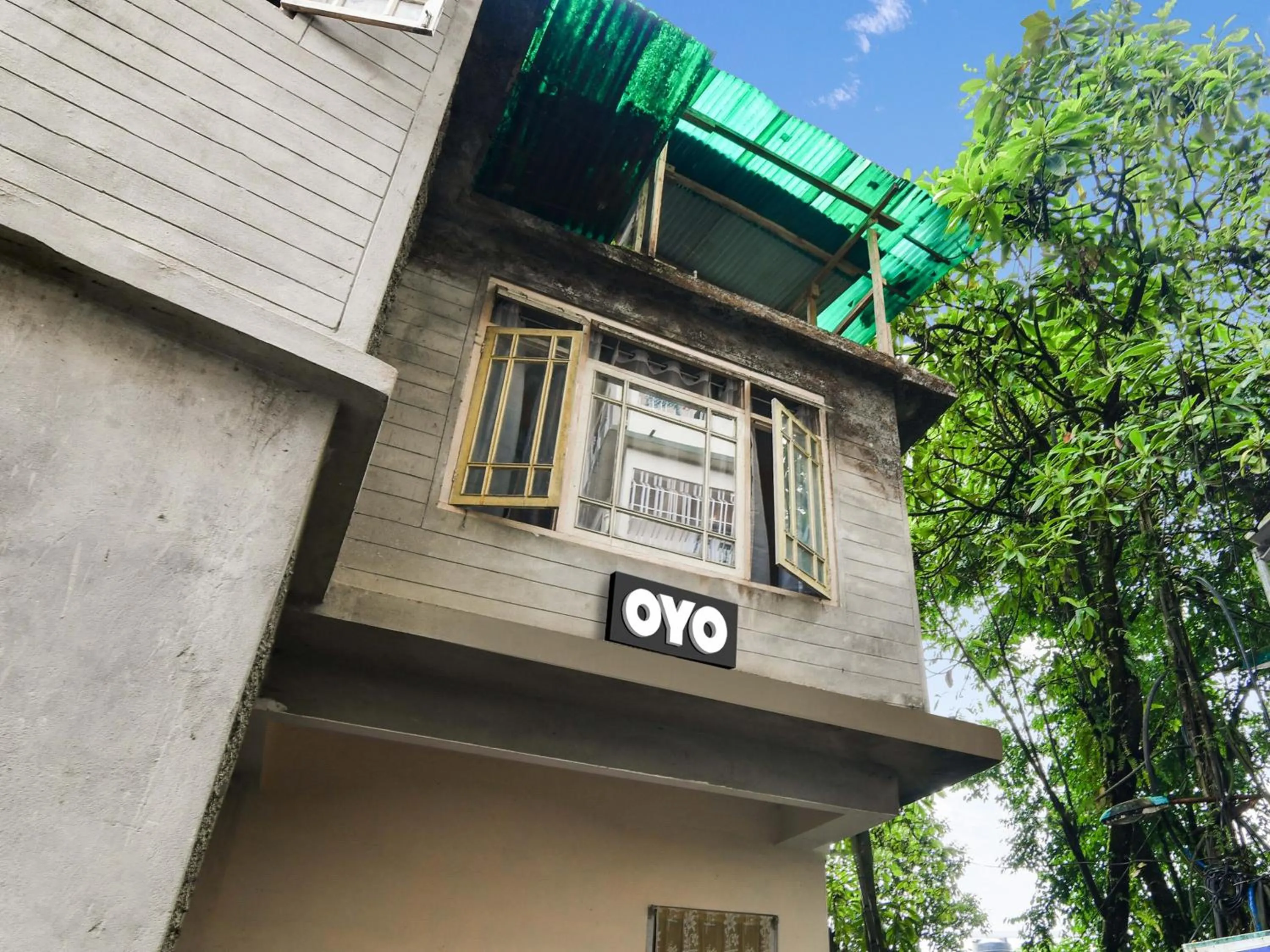 Facade/entrance in Hotel O Betila