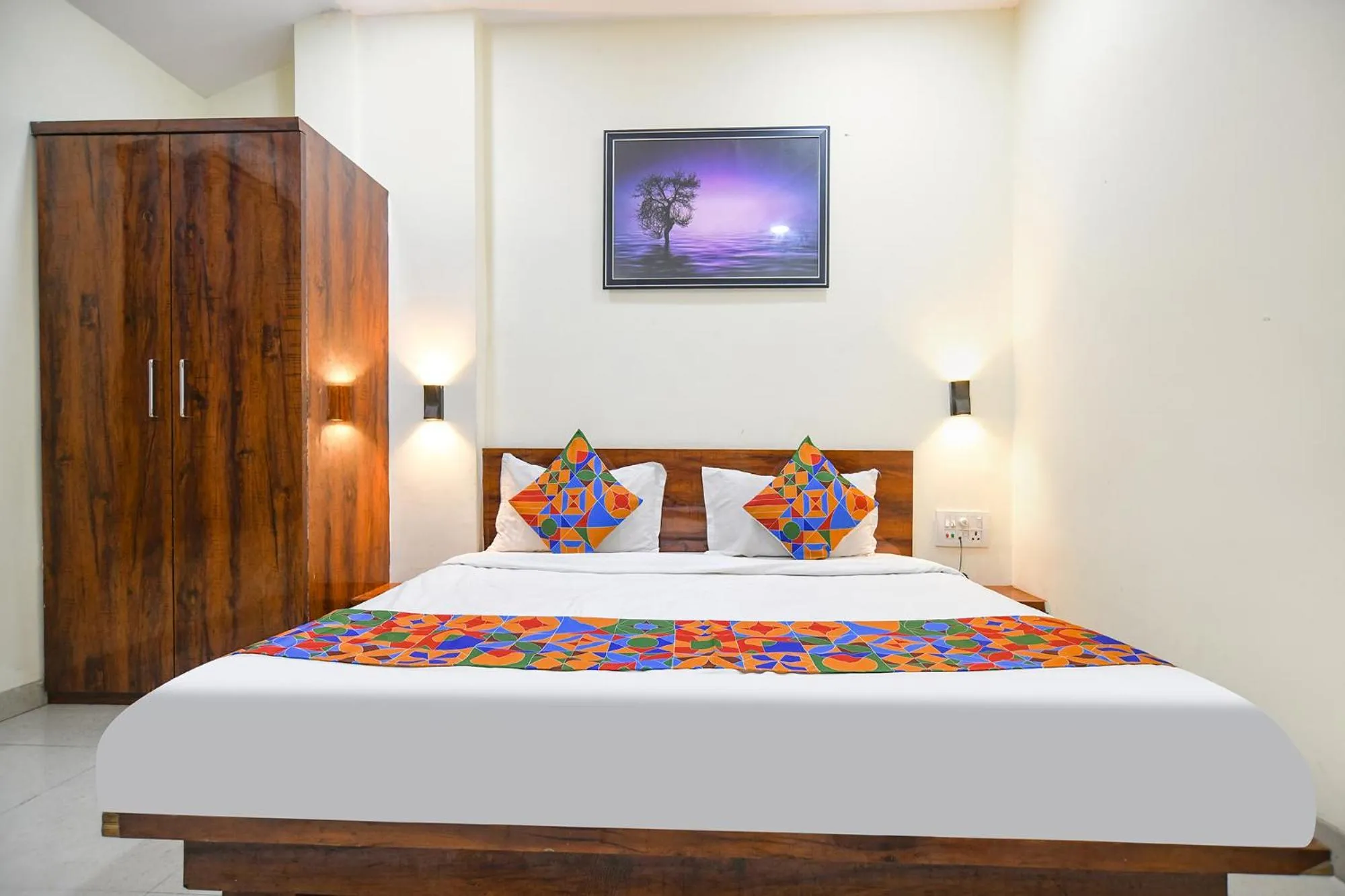 Bed in FabExpress Golden Sky