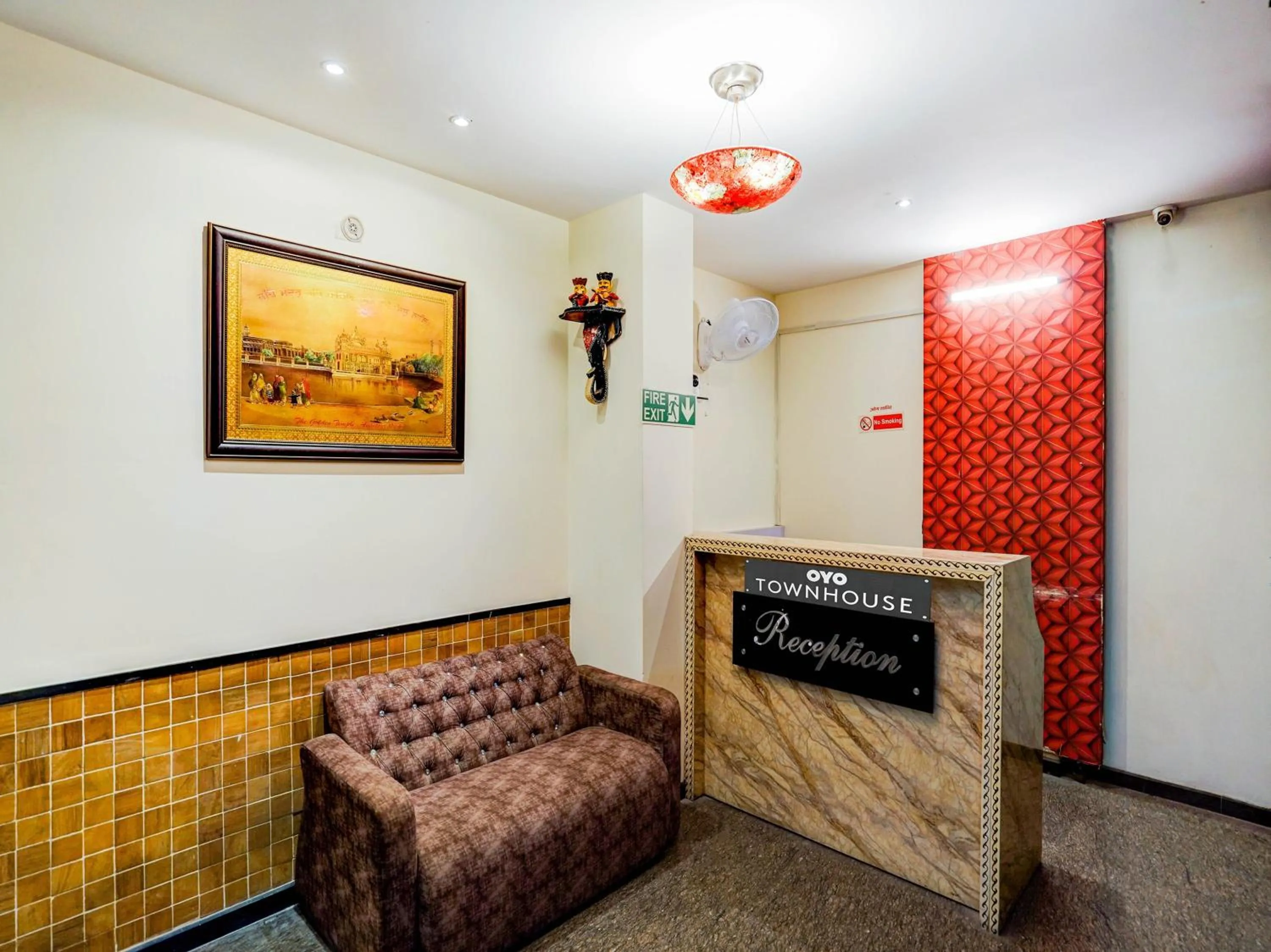 Lobby or reception in Townhouse MNG Platinum