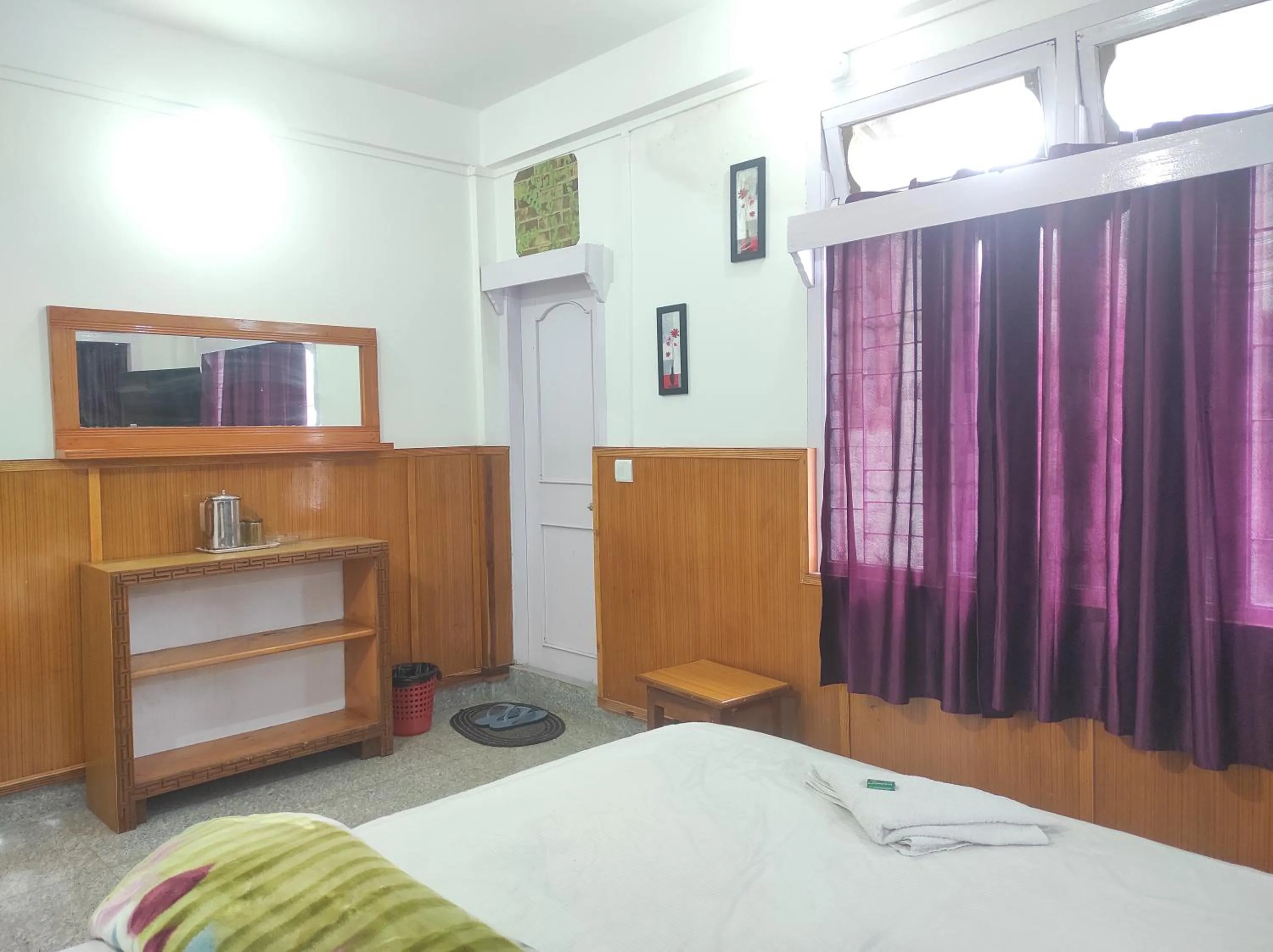 Bedroom in Hotel Tawang Regency