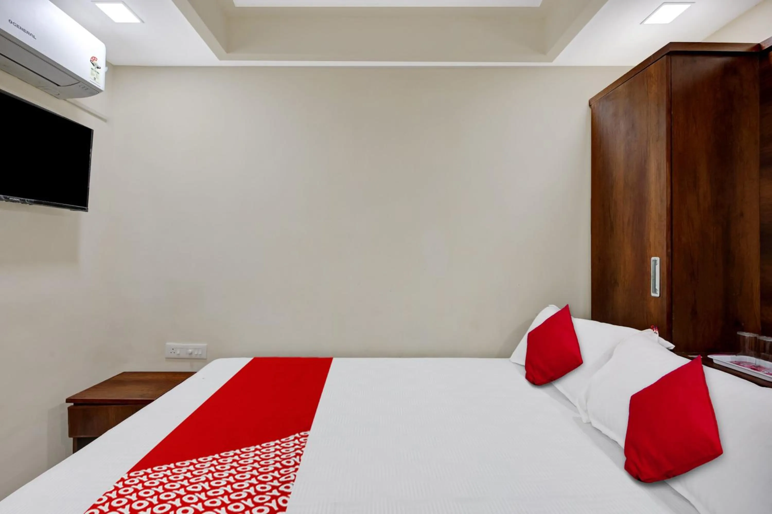 Bedroom in Super Hotel O Millennia