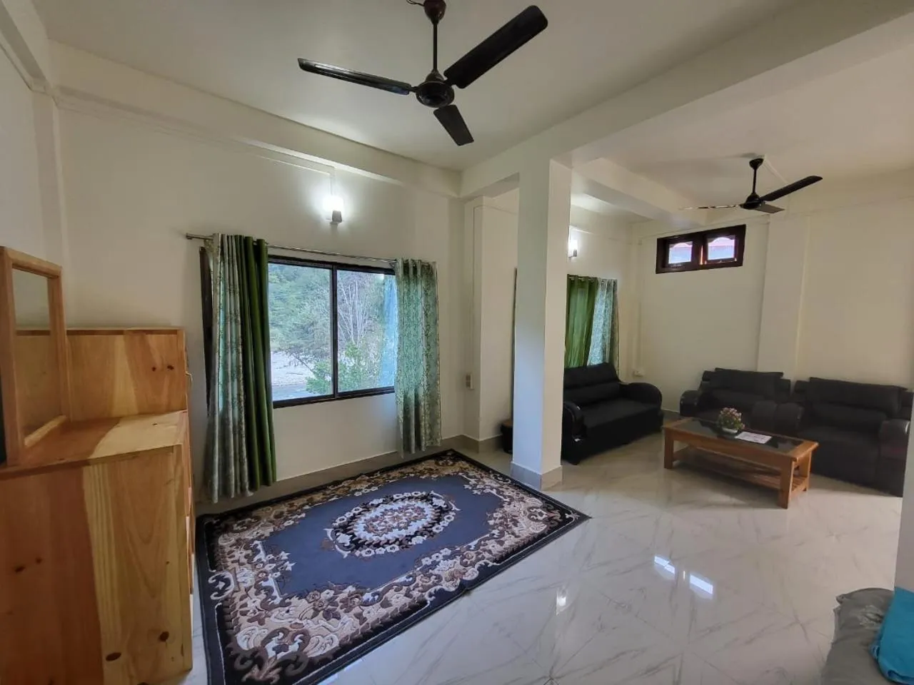 Bed in Wangdi Residency