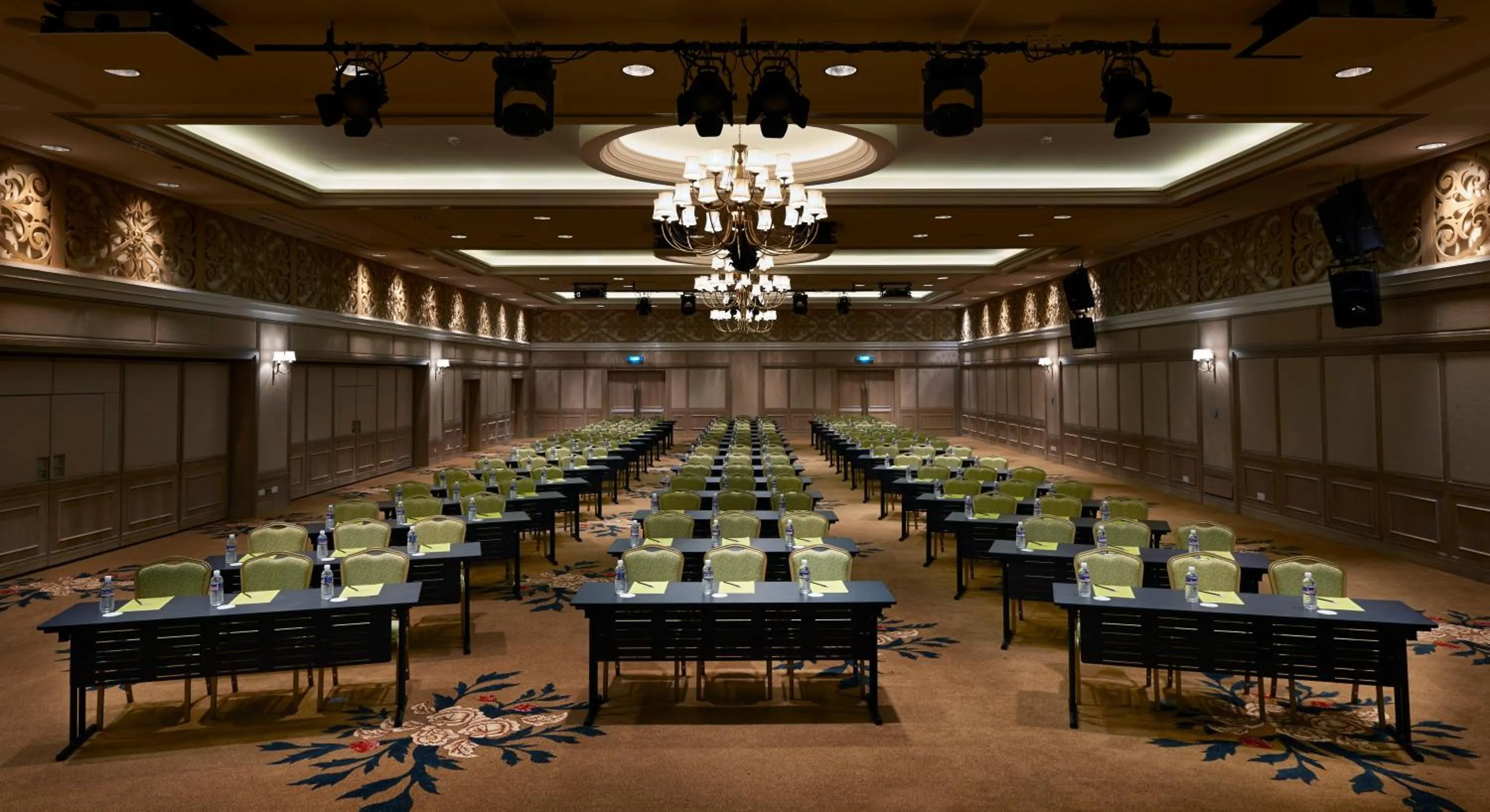 Business facilities in Royale Chulan Penang